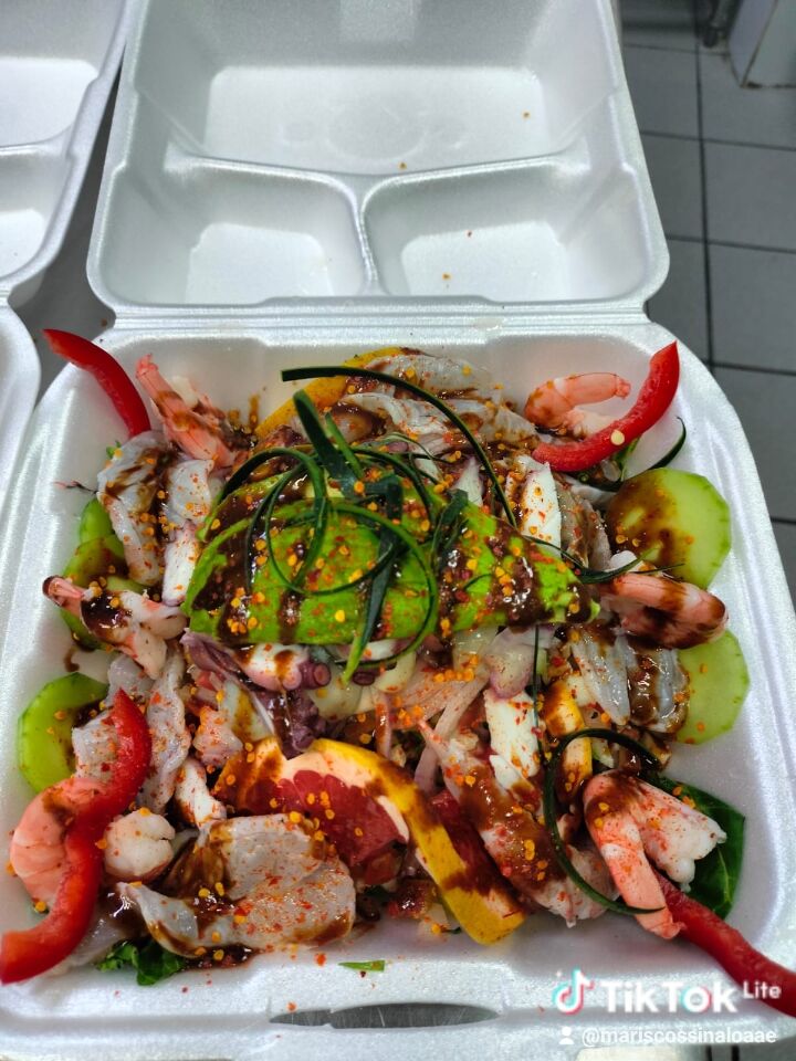 Mariscos Sinaloa image 2