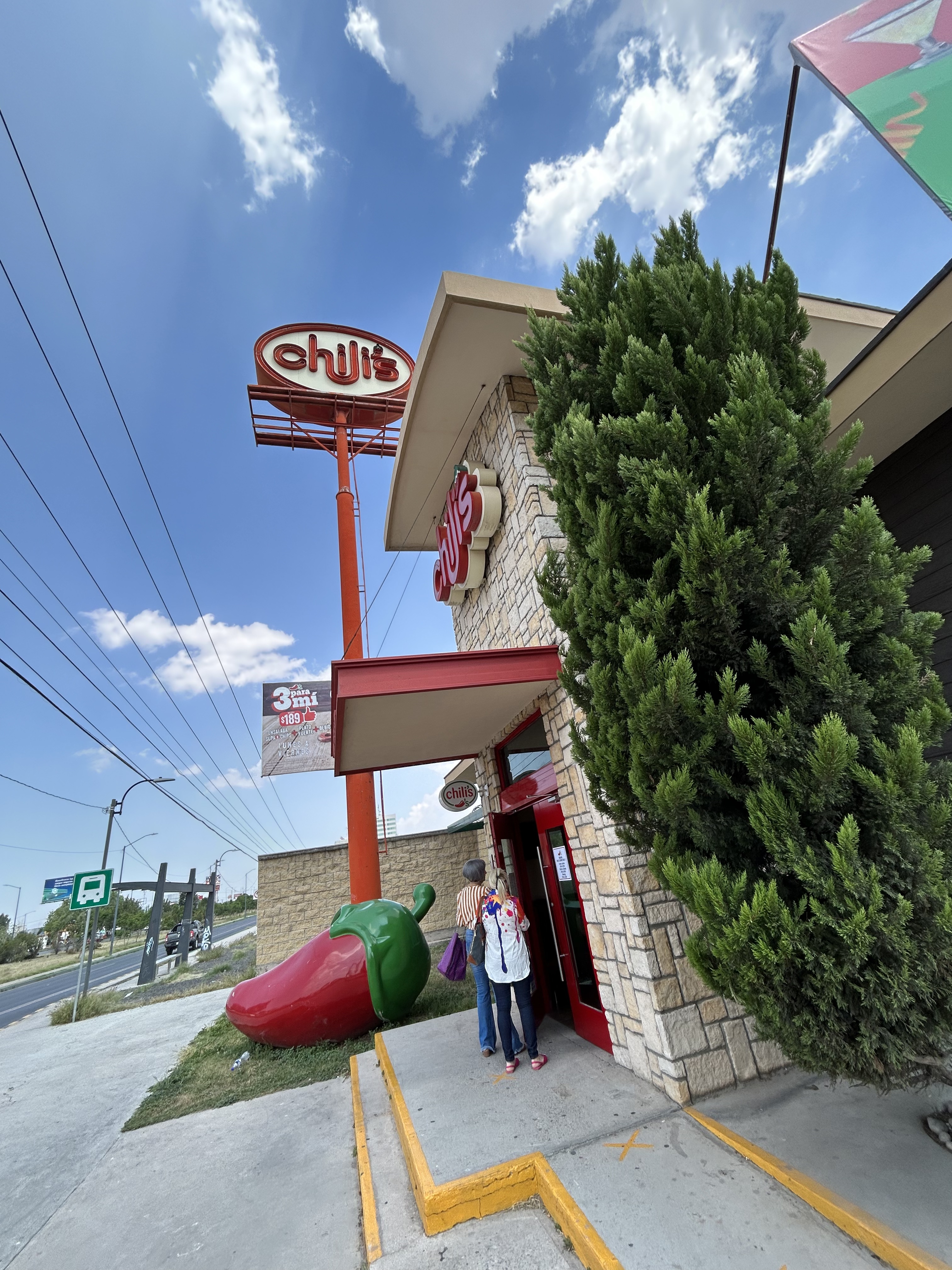 Chili's Restaurant image 7