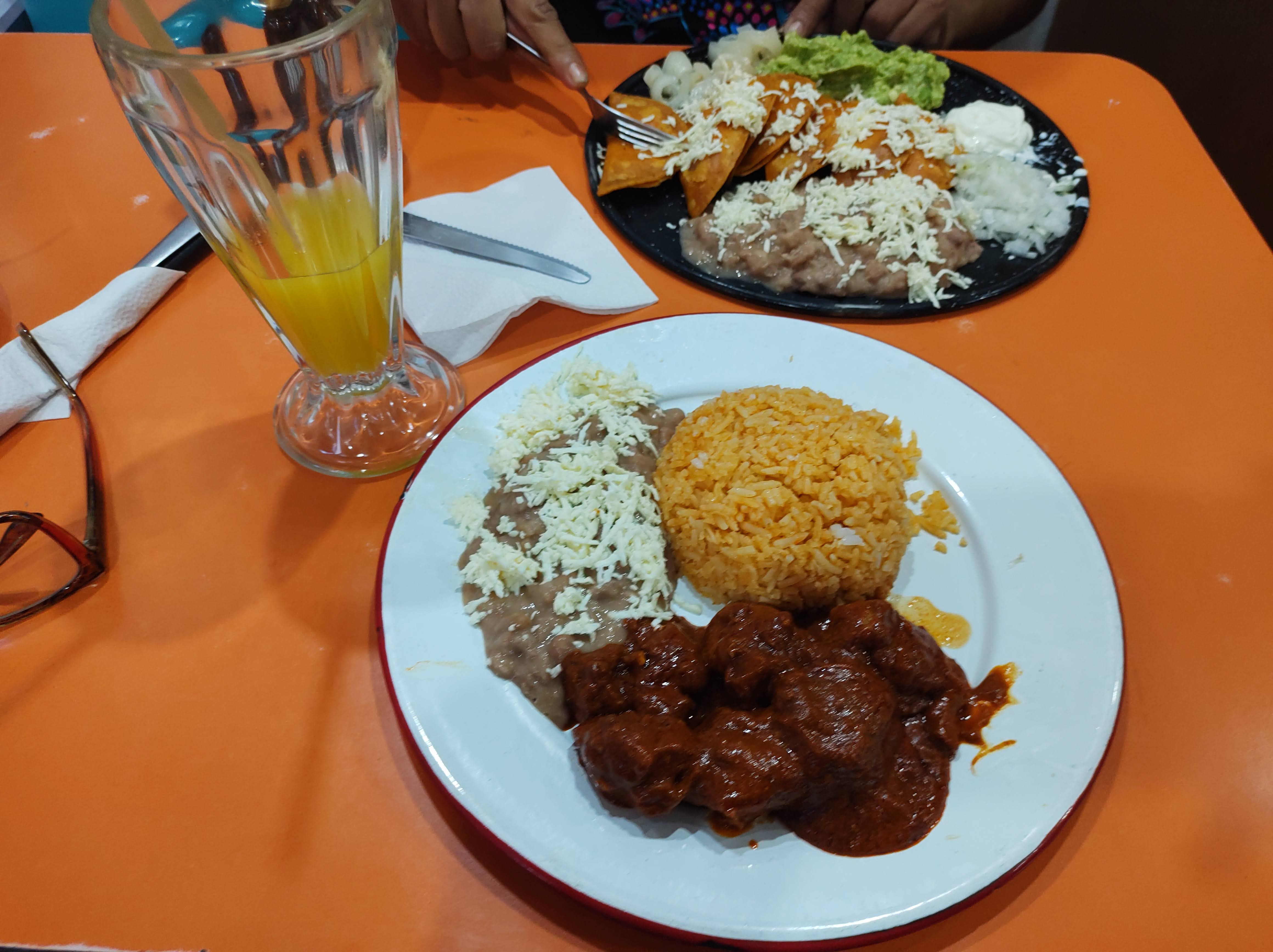 Restaurant Mi Pueblito ***Sucursal Obregón*** image 6