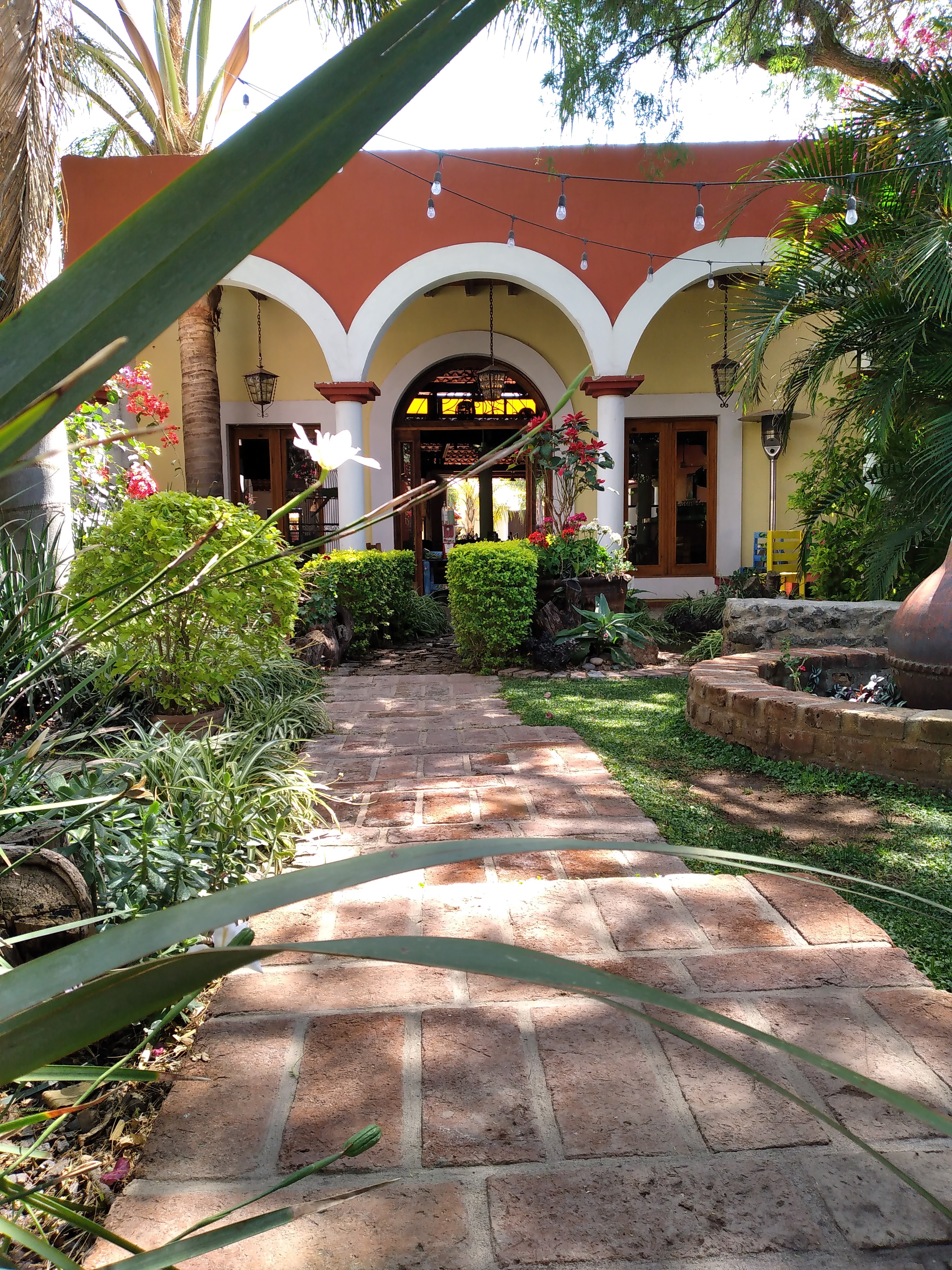 Los Mezquites Restaurant-Bar image 5