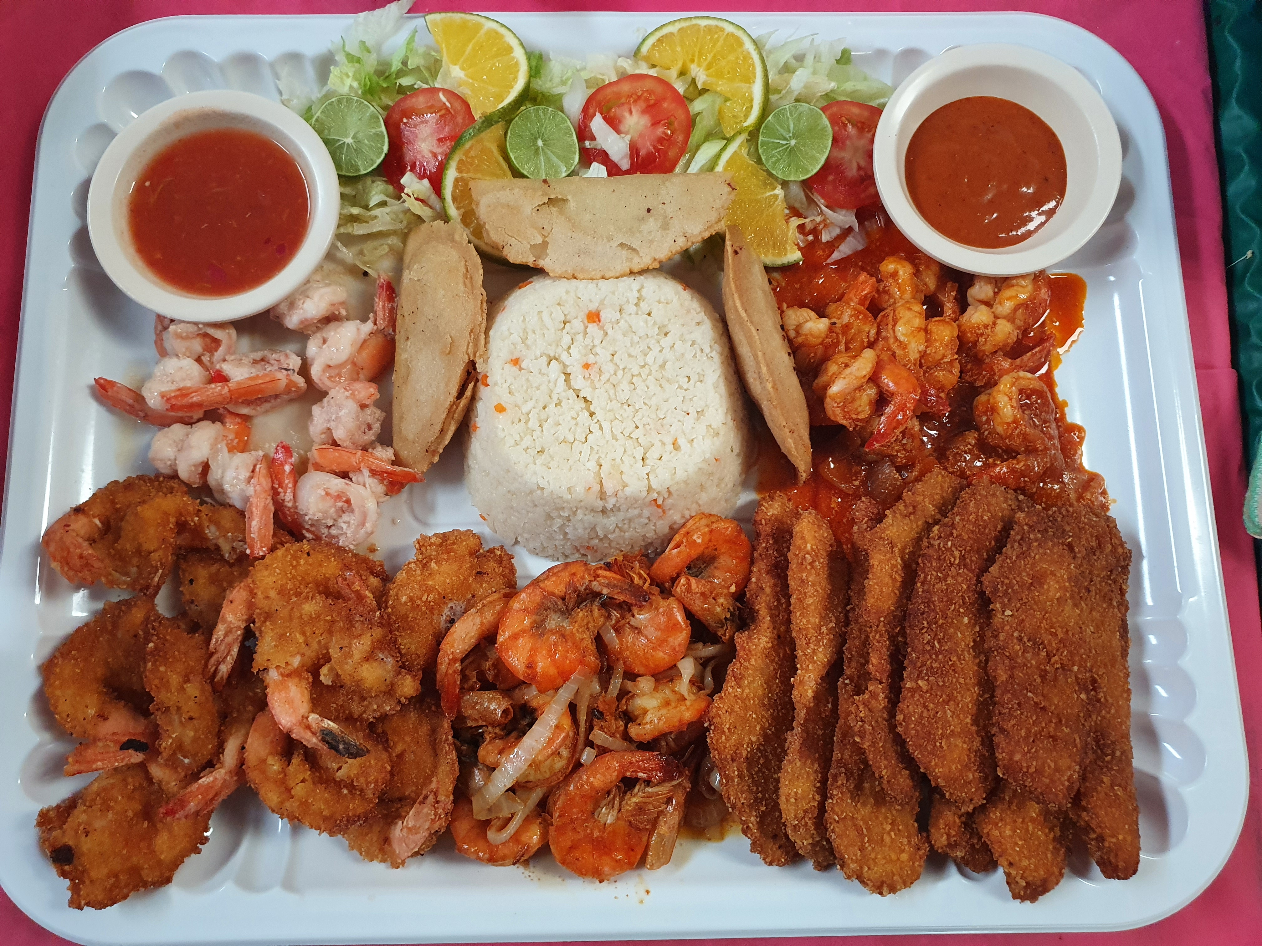 MARISCOS "EL CORA" image 2