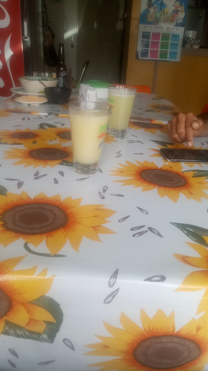 Cocina Economica Las Comadres image 5