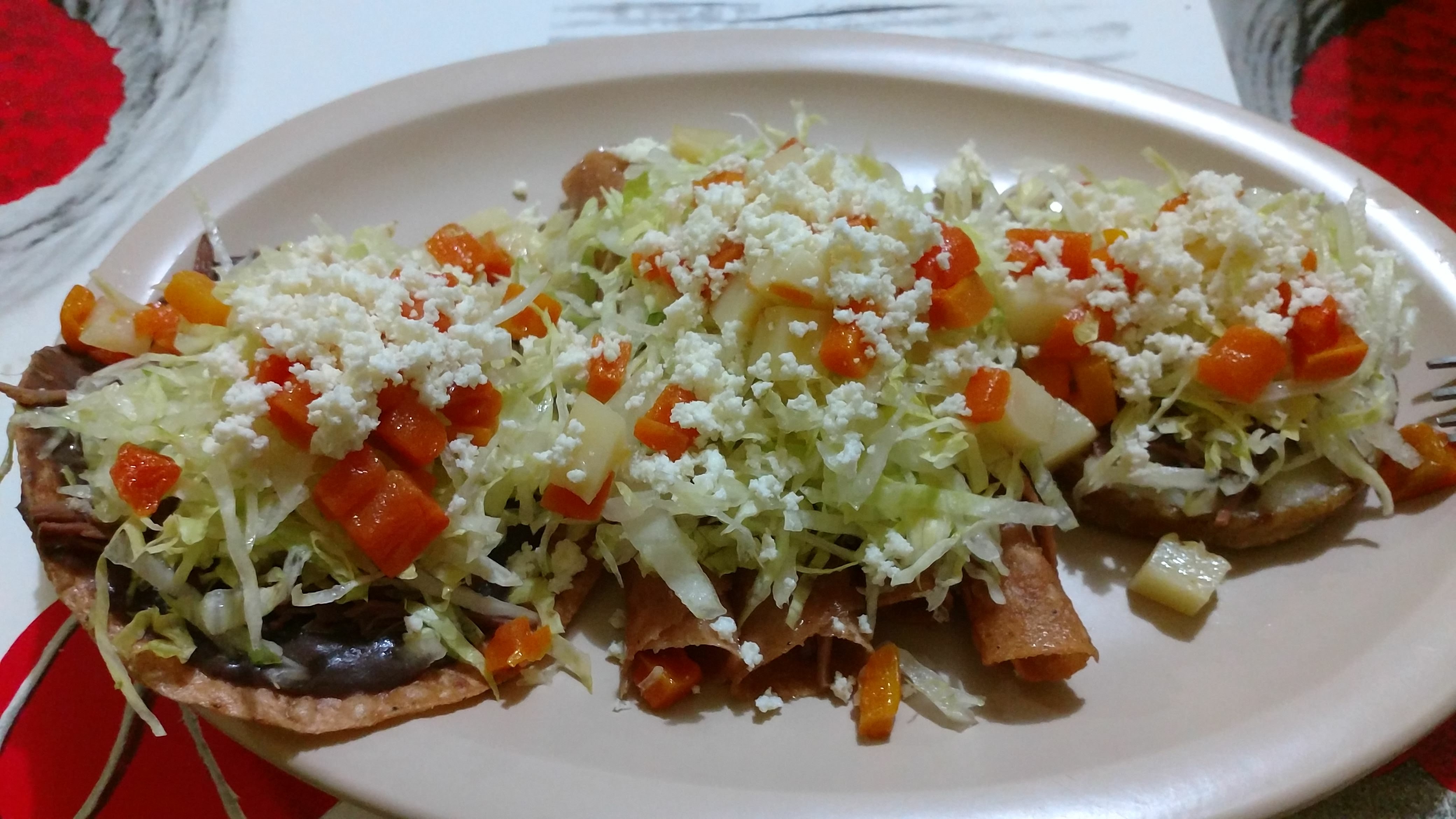 Cenaduria Claudya image 3