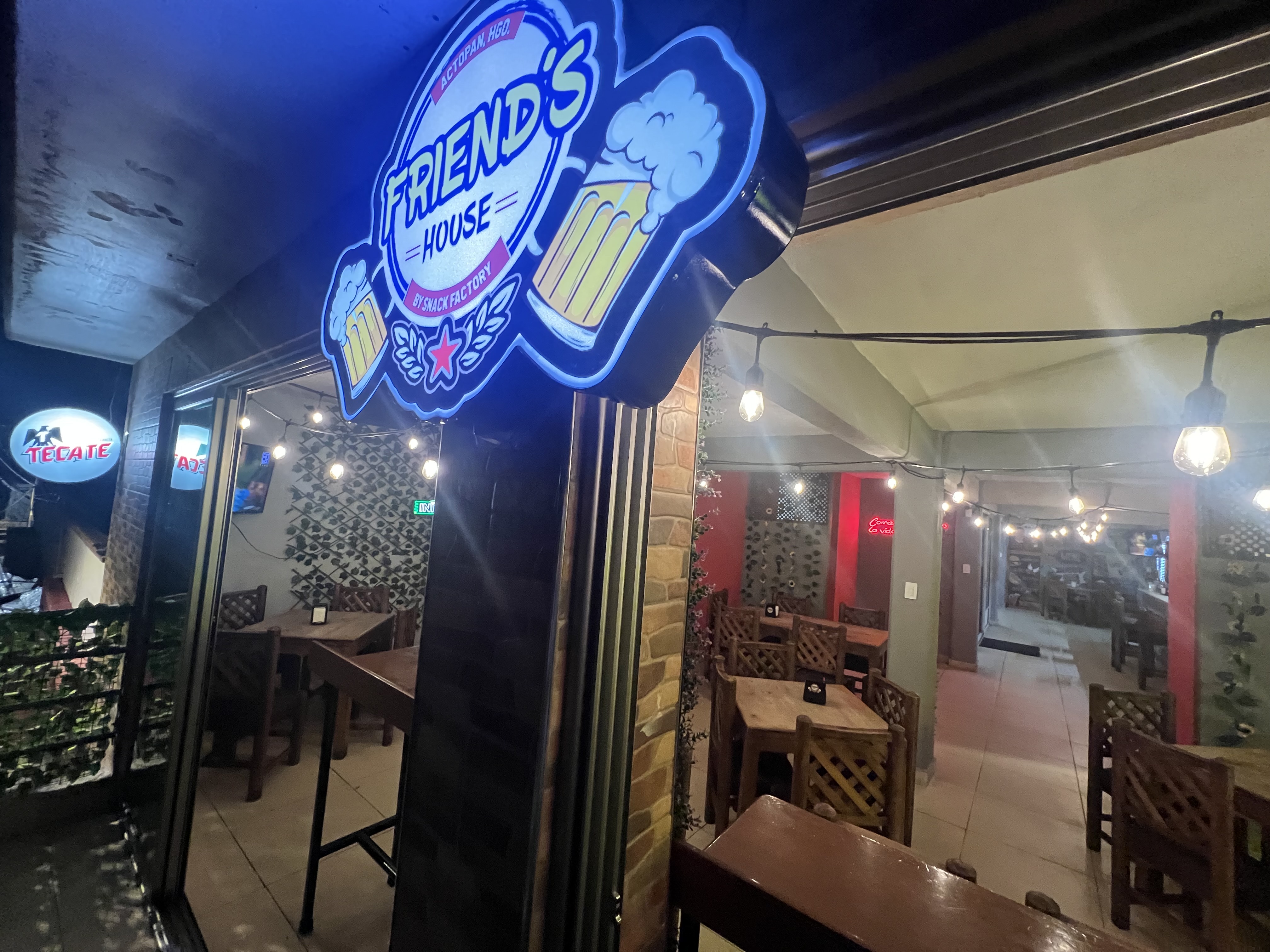 Friend’s House image 6