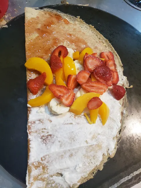 Sushi & Creps image 3