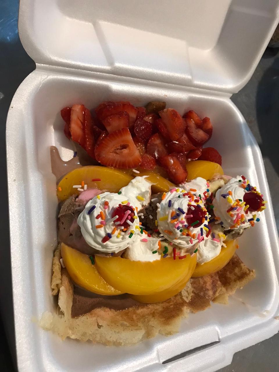 Sushi & Creps image 5