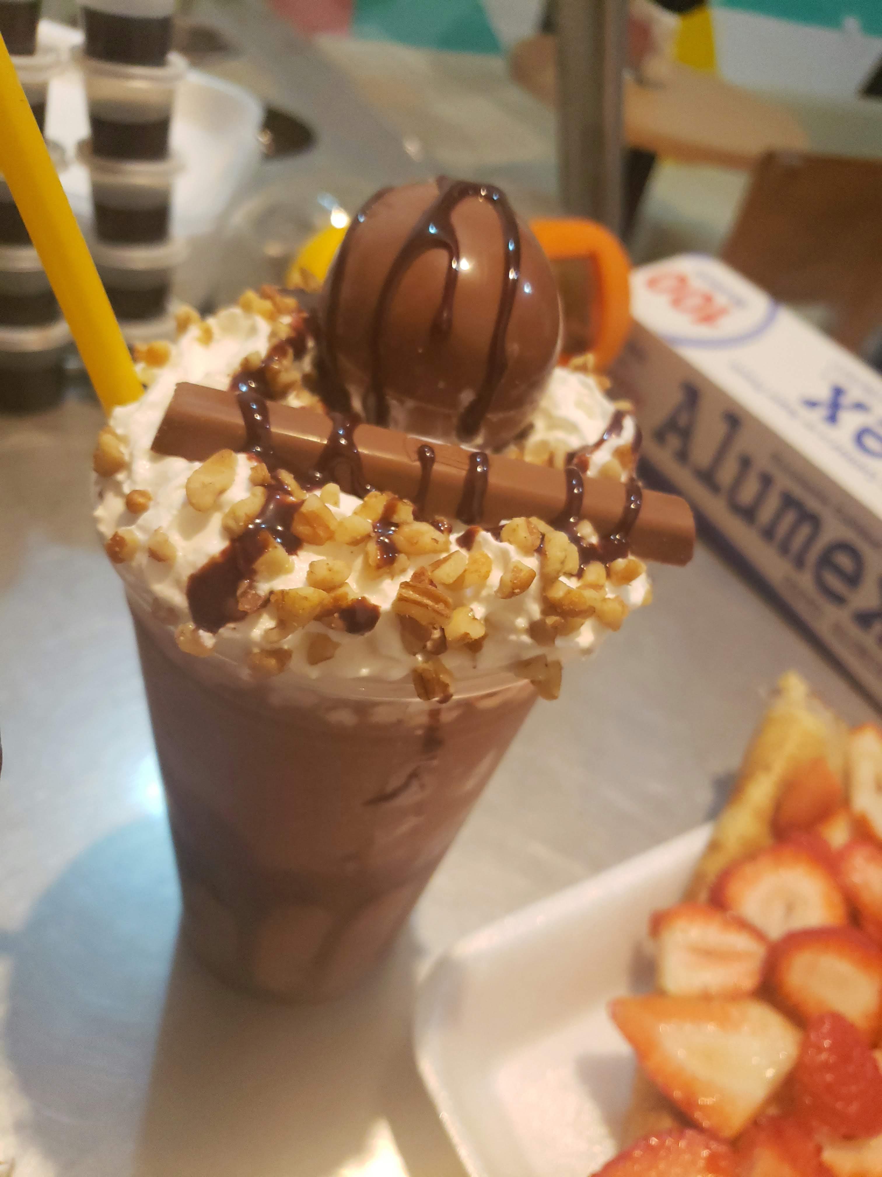 Sushi & Creps image 10