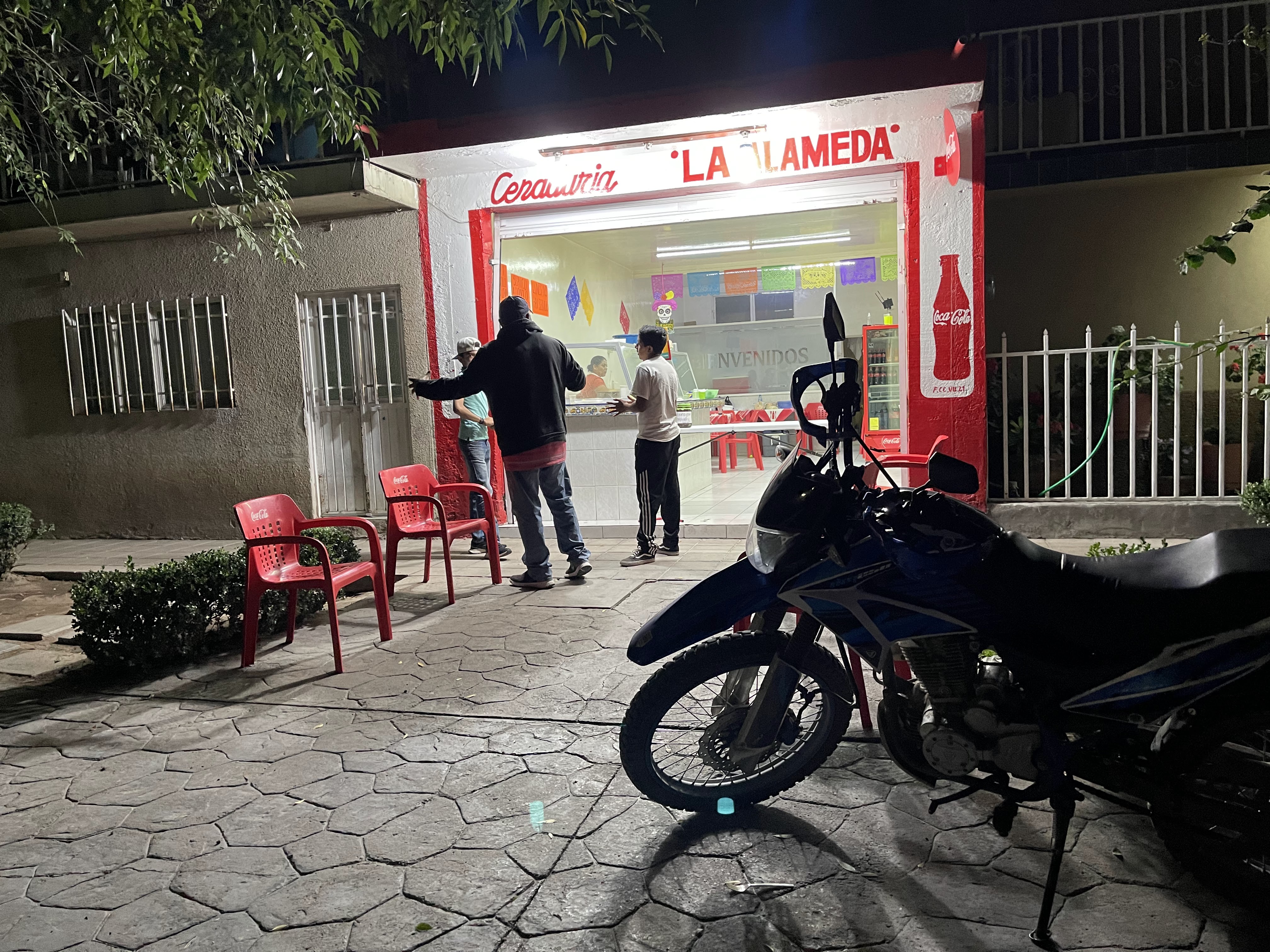 Taqueria La Alameda image 3