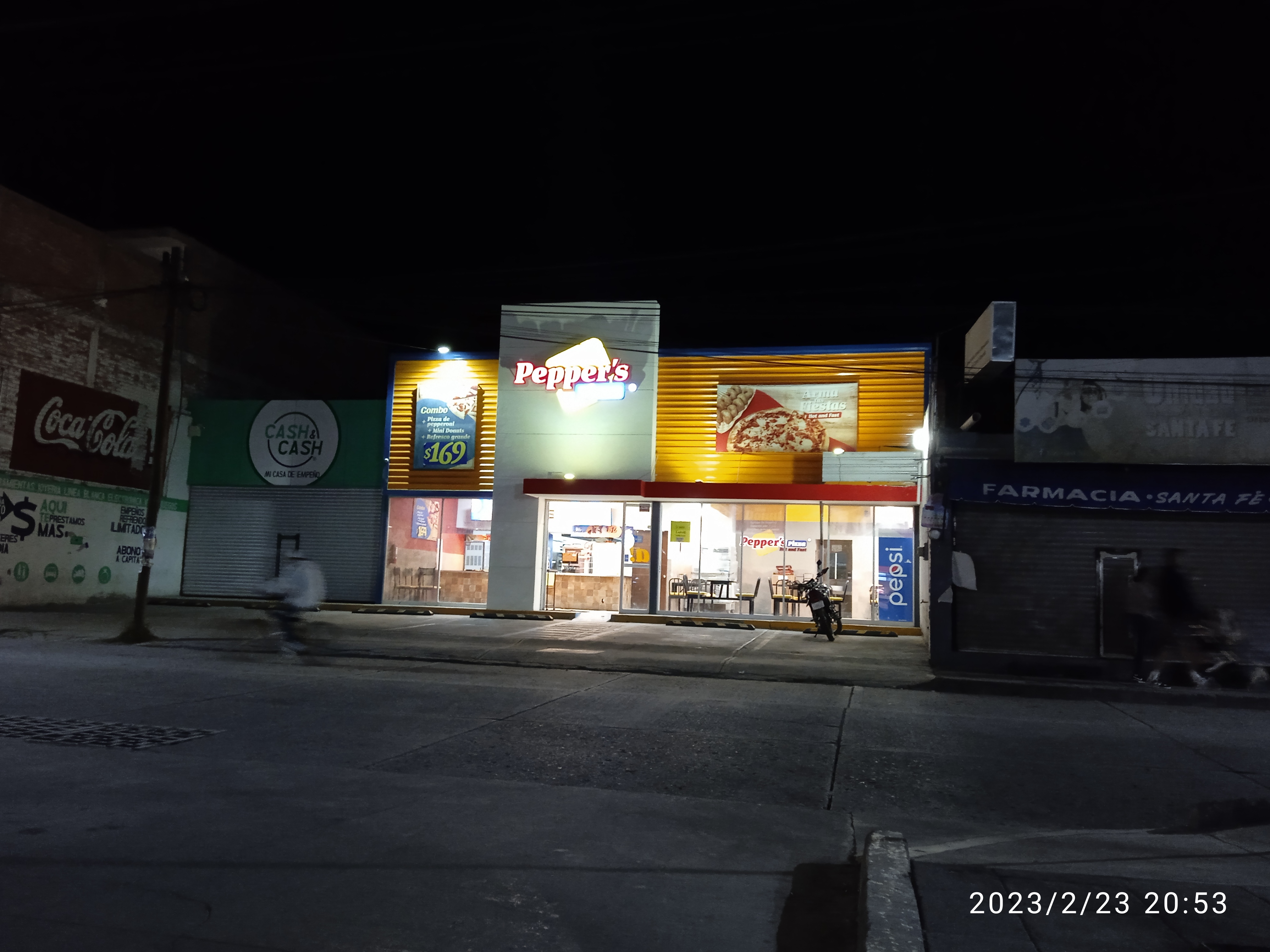 Pepper's Pizza image 3