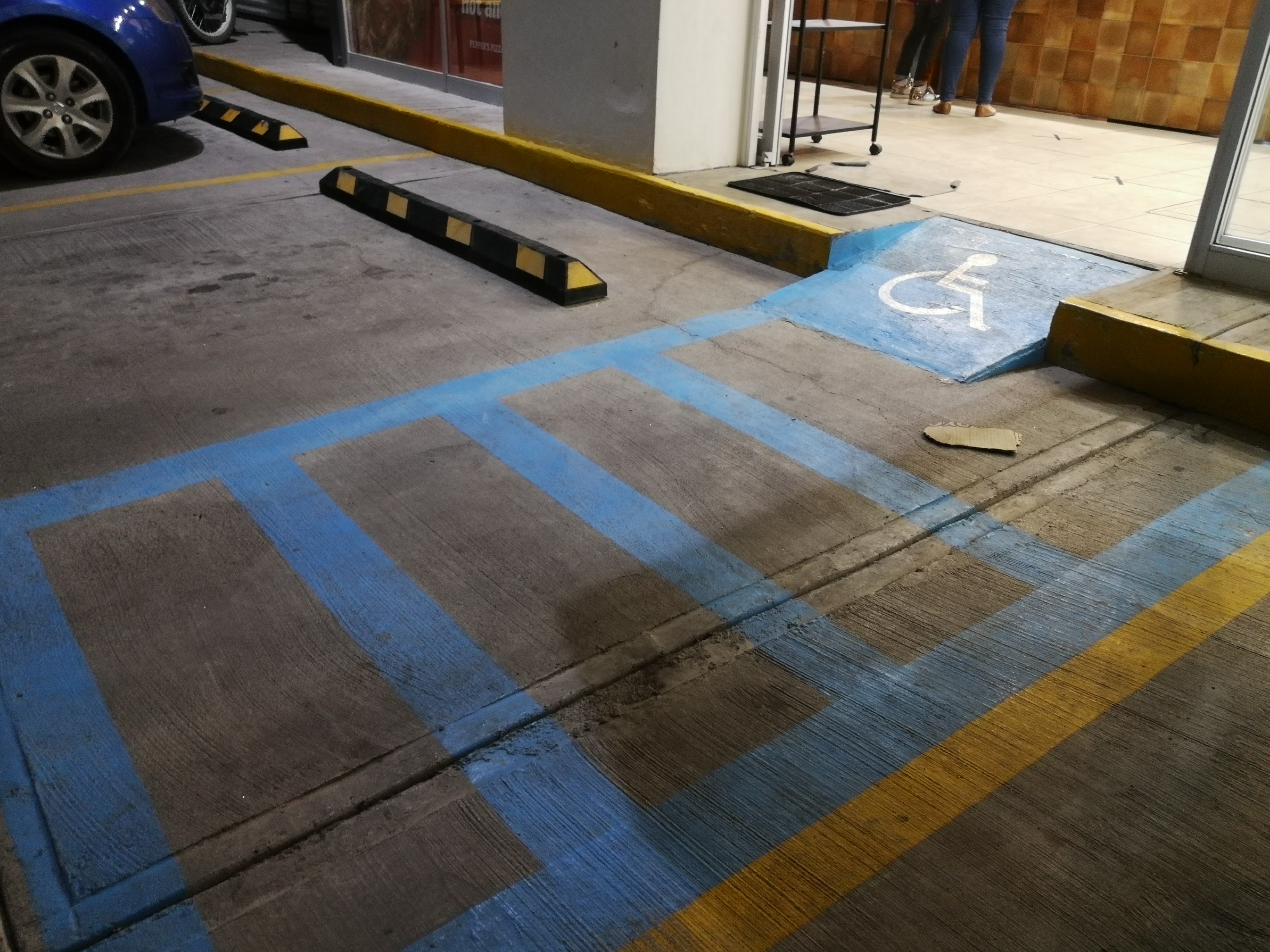 Pepper's Pizza image 8