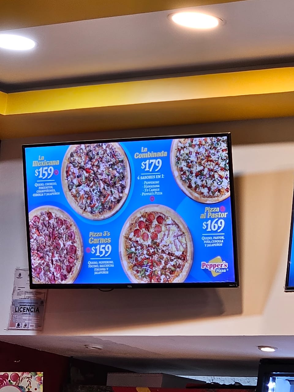 Pepper's Pizza image 10