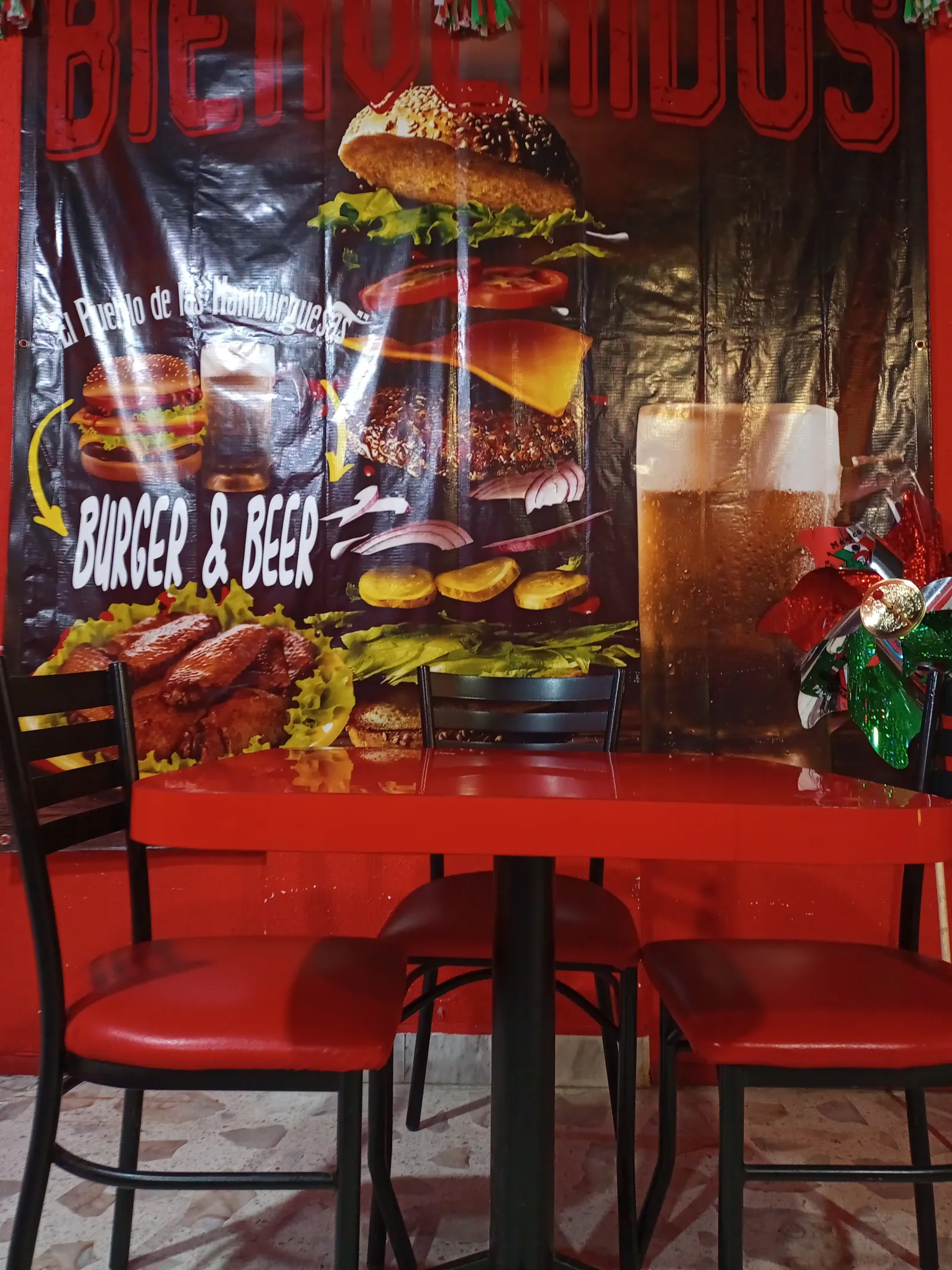 Burger & Beer "El Pueblo de las Hamburguesas" image 10