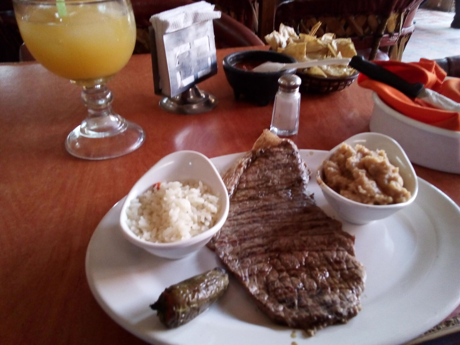 Restaurante Los Amigos Burros Gigantes image 10