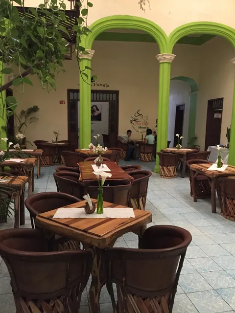 Don Cafe House image 1