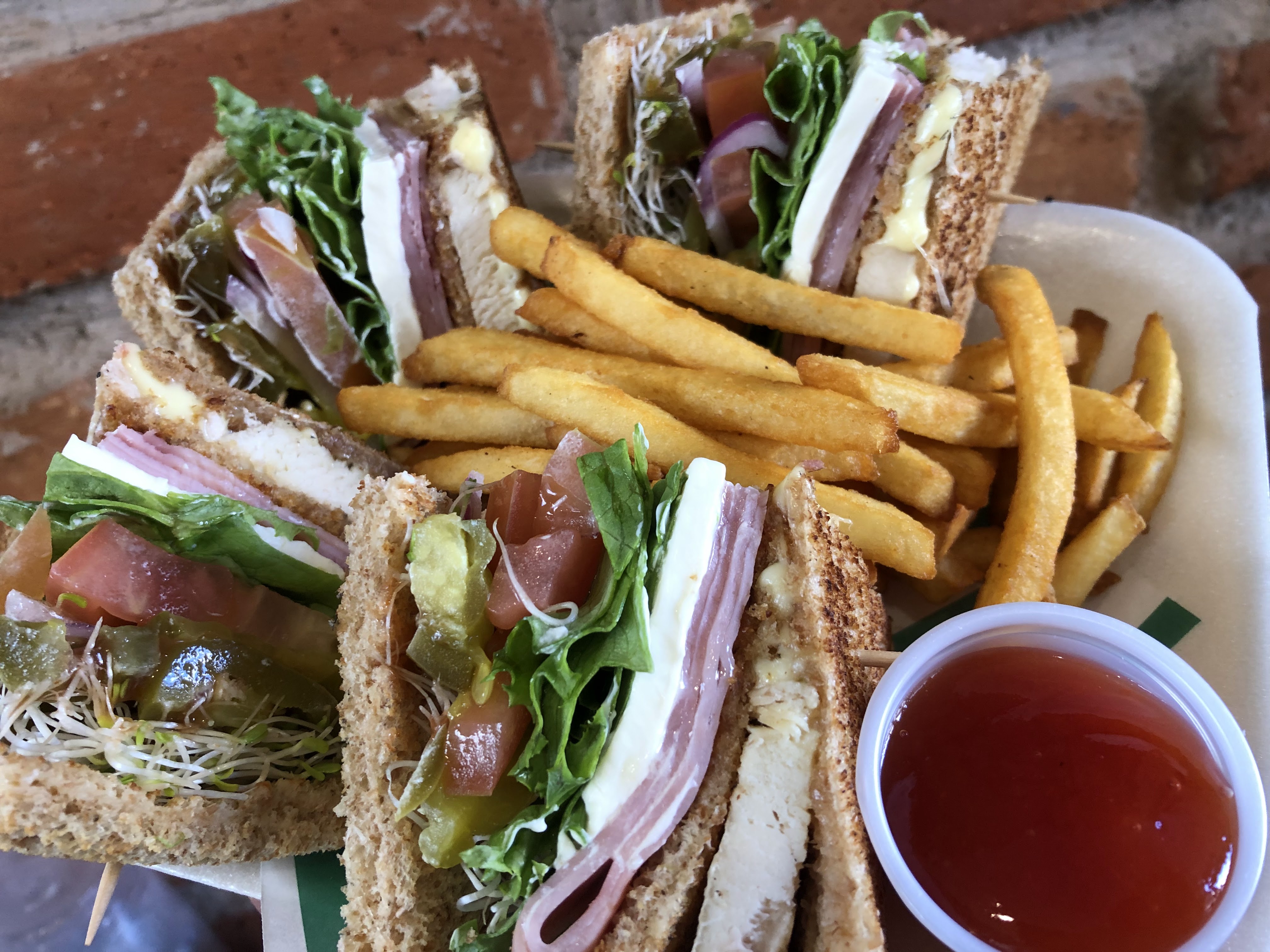 Don Cafe House image 2