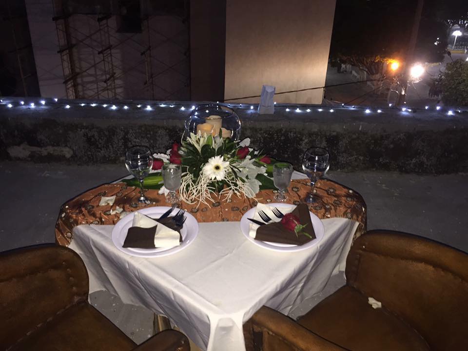 Don Cafe House image 9