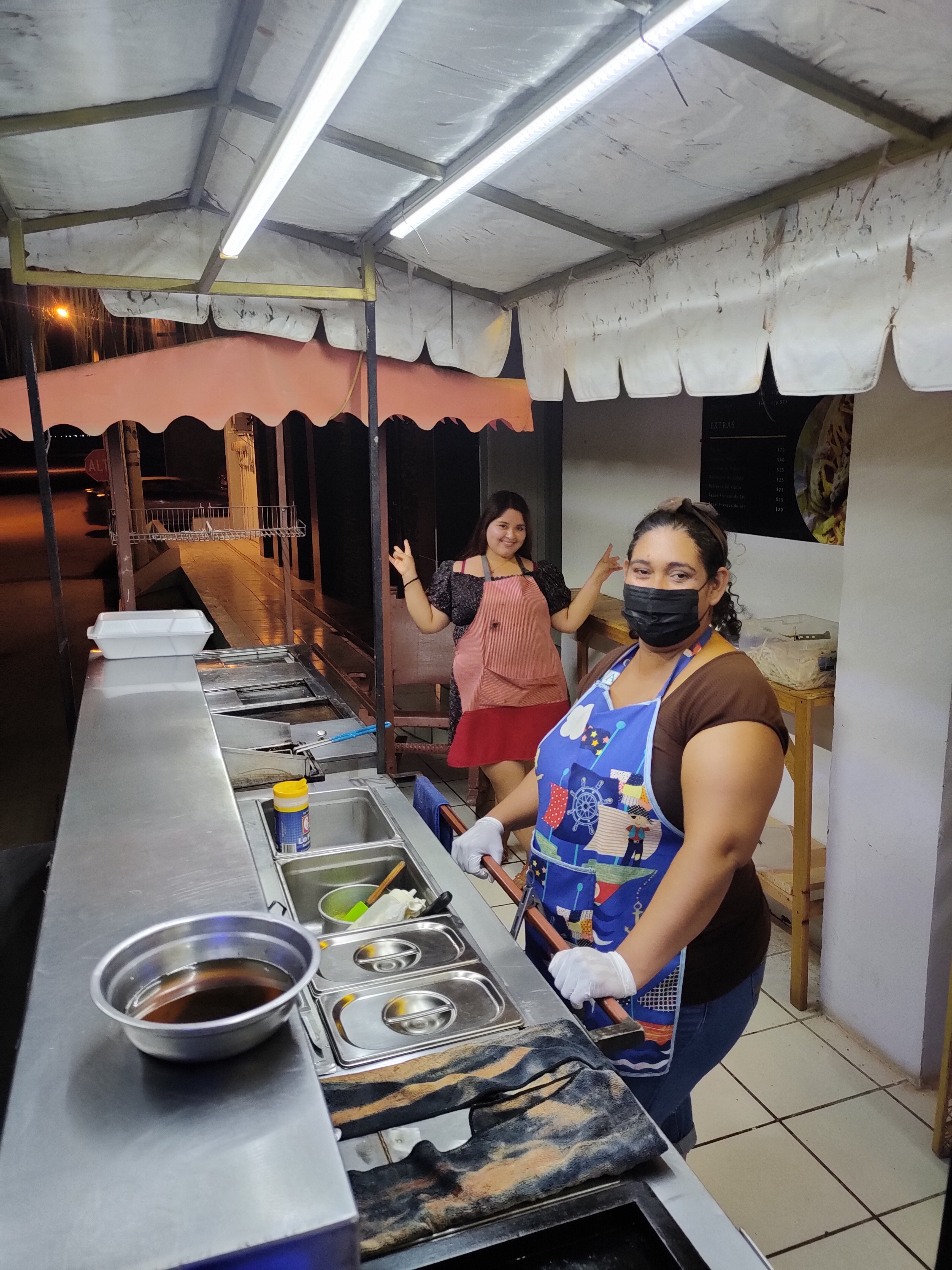 Restaurant's La Shula. image 5