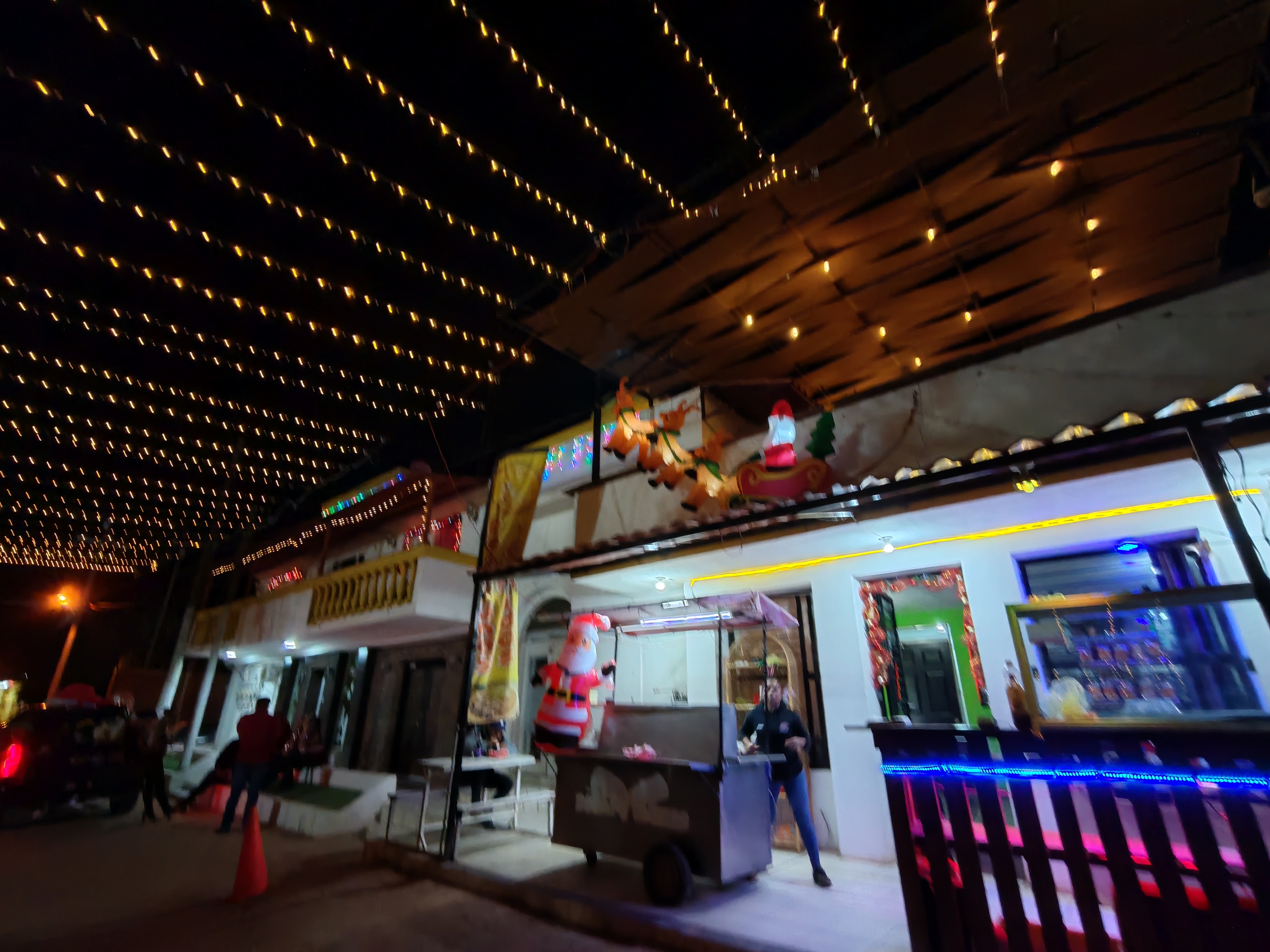 Restaurant's La Shula. image 10