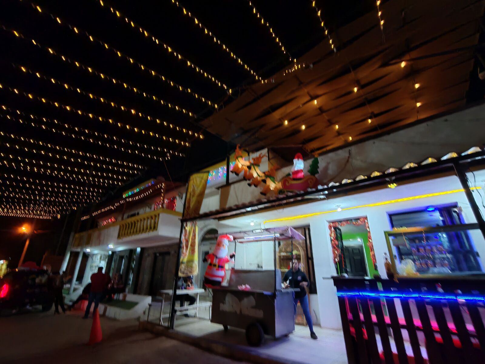 Restaurant's La Shula. image 10