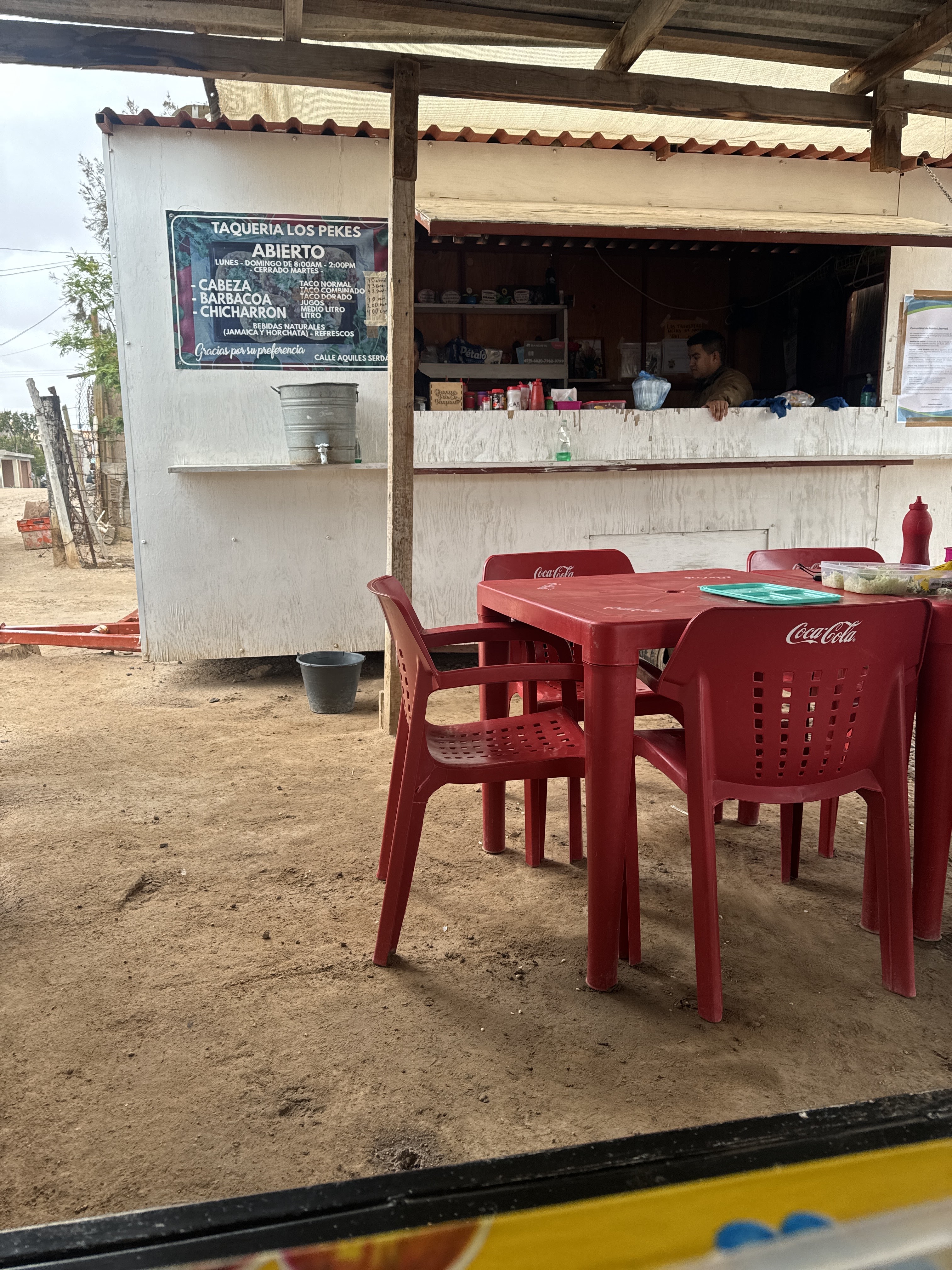 "Taquería los pekes" image 5