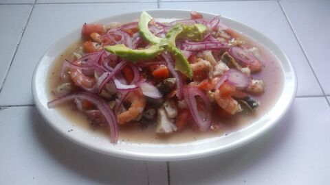 Tipico Puerto Ceiba image 8