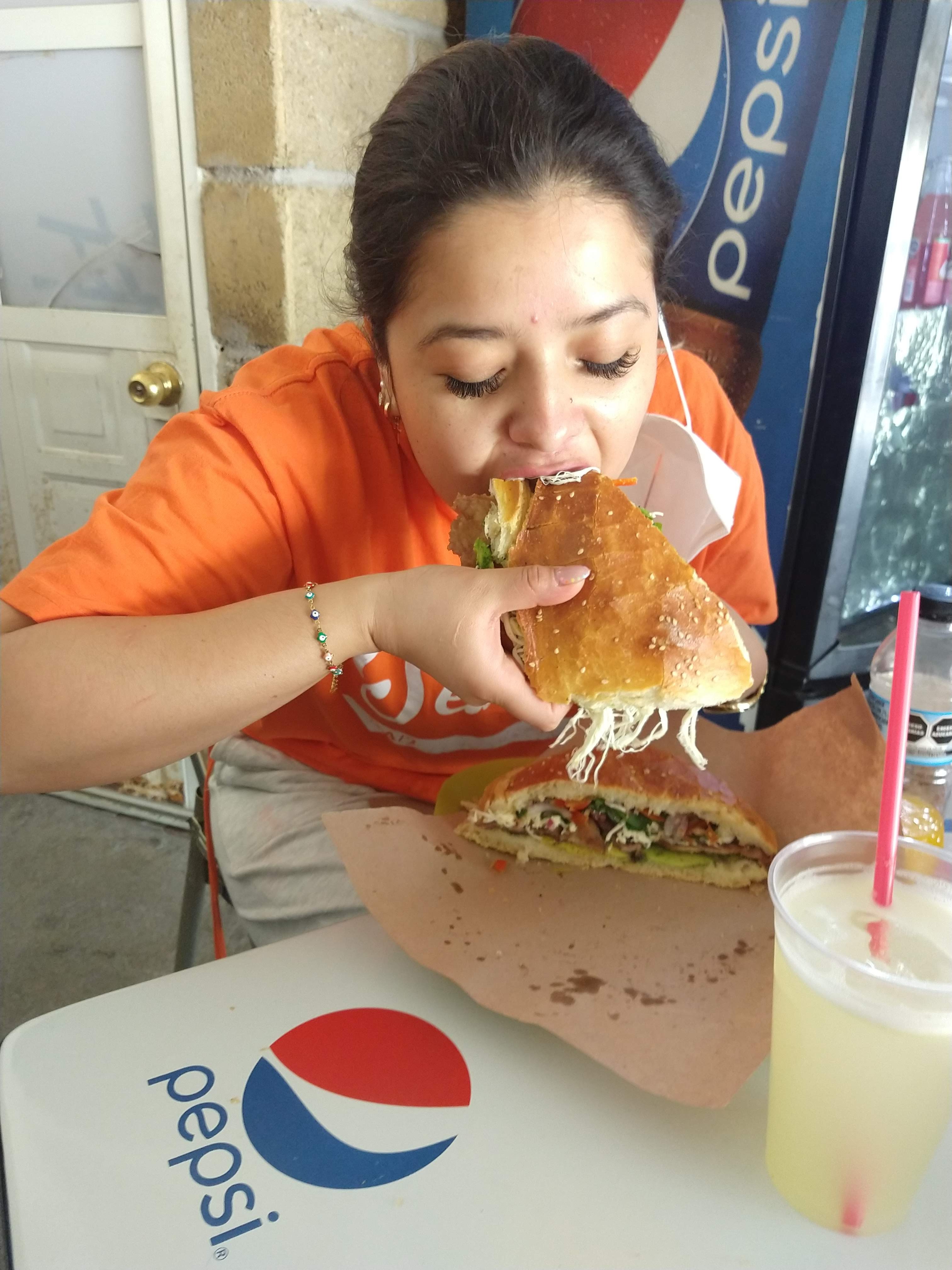 Cemitas el peña image 8