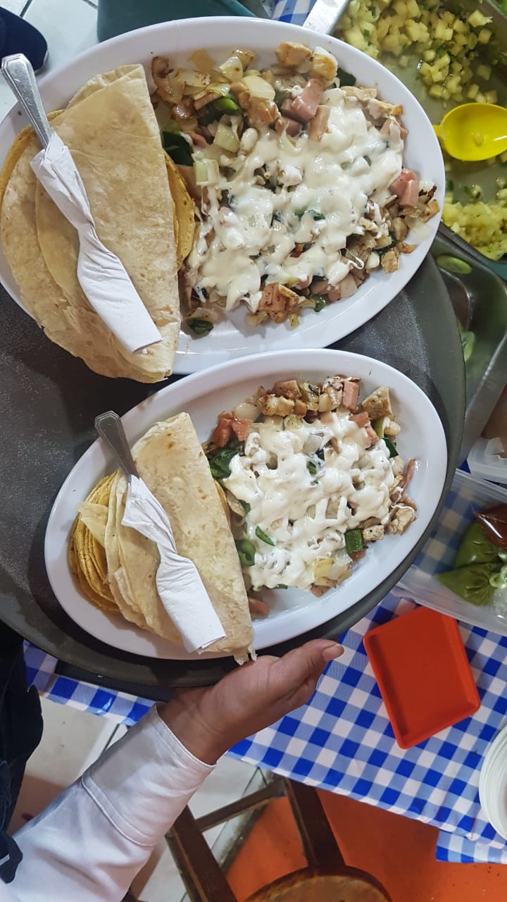 Taqueria "El Poblanito" image 7