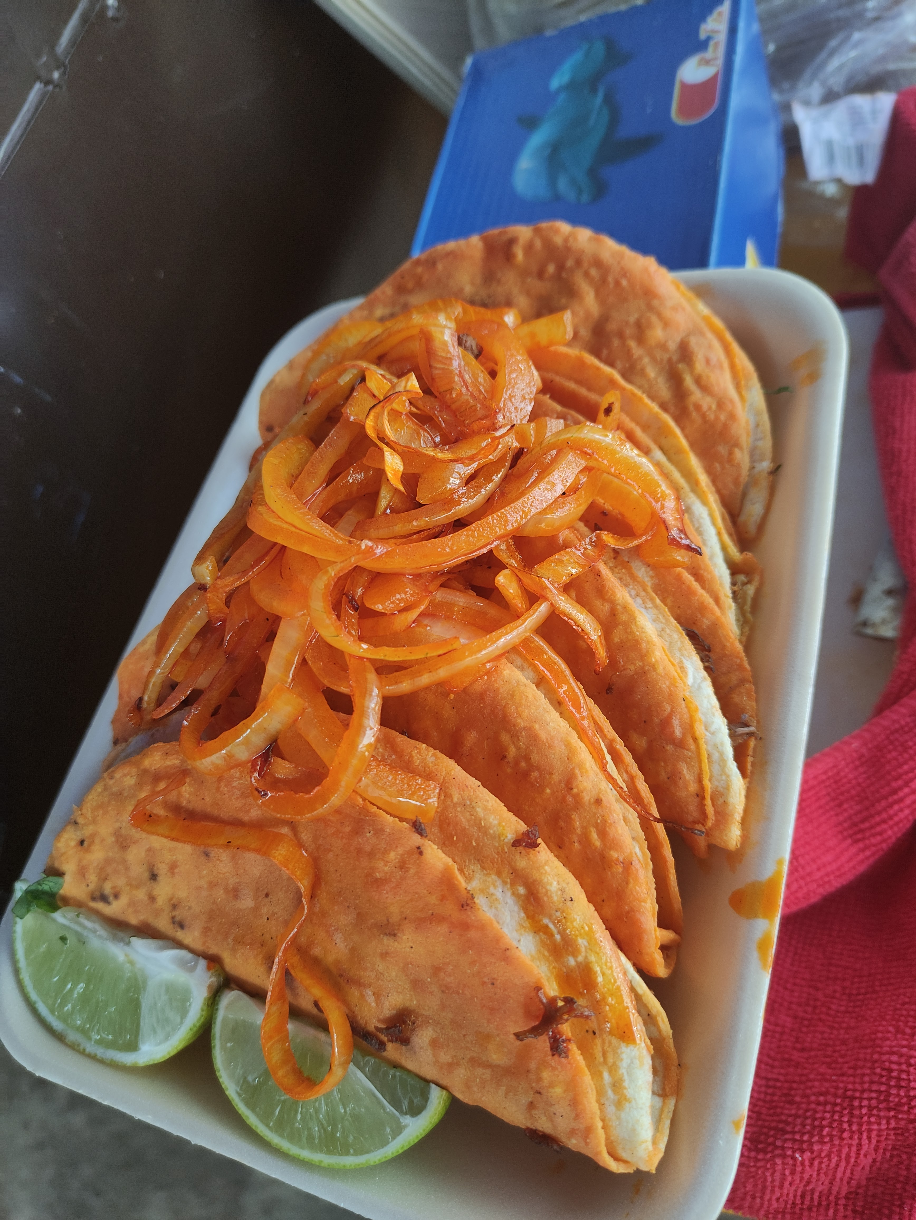 Birria de res "LOS VELIZ" image 1