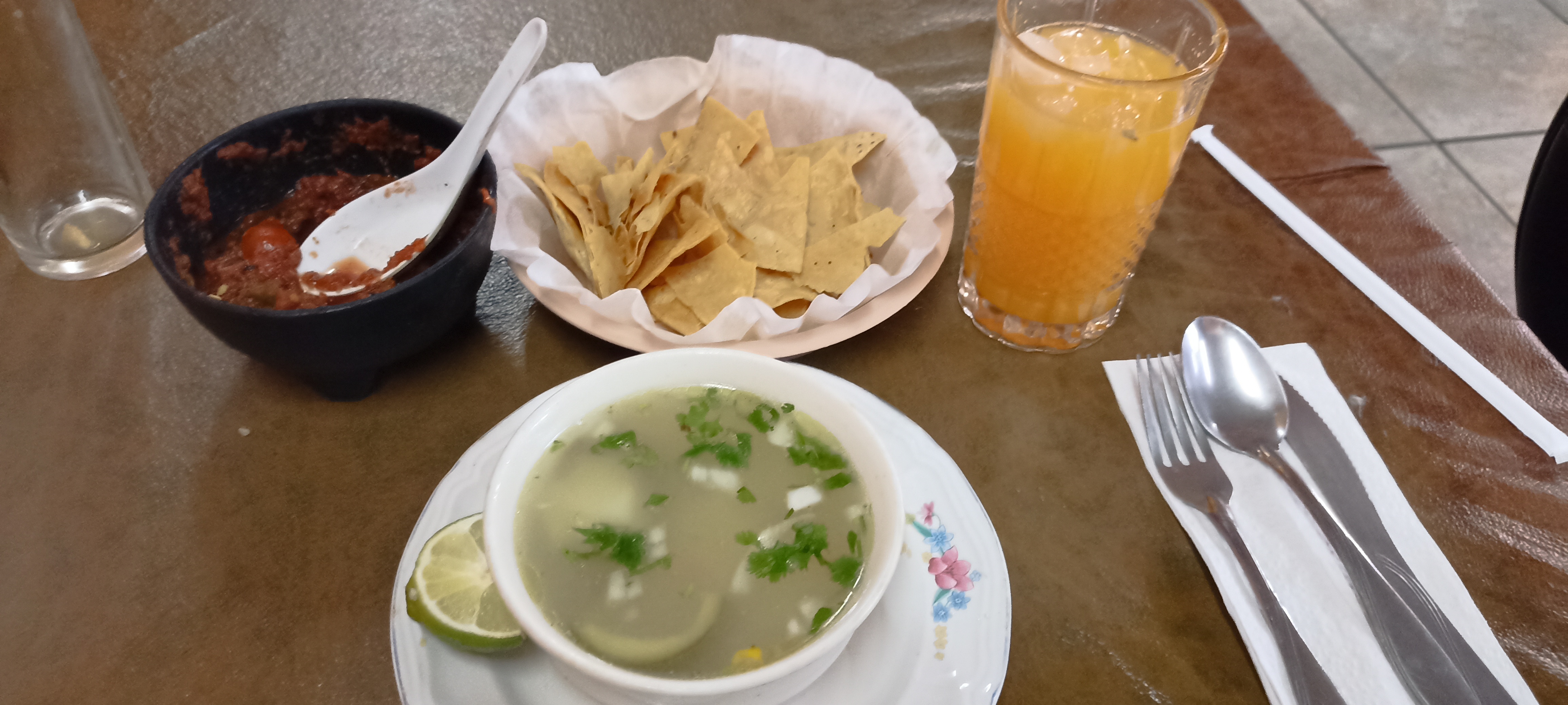 Los Rosales Cocina Mexicana image 6