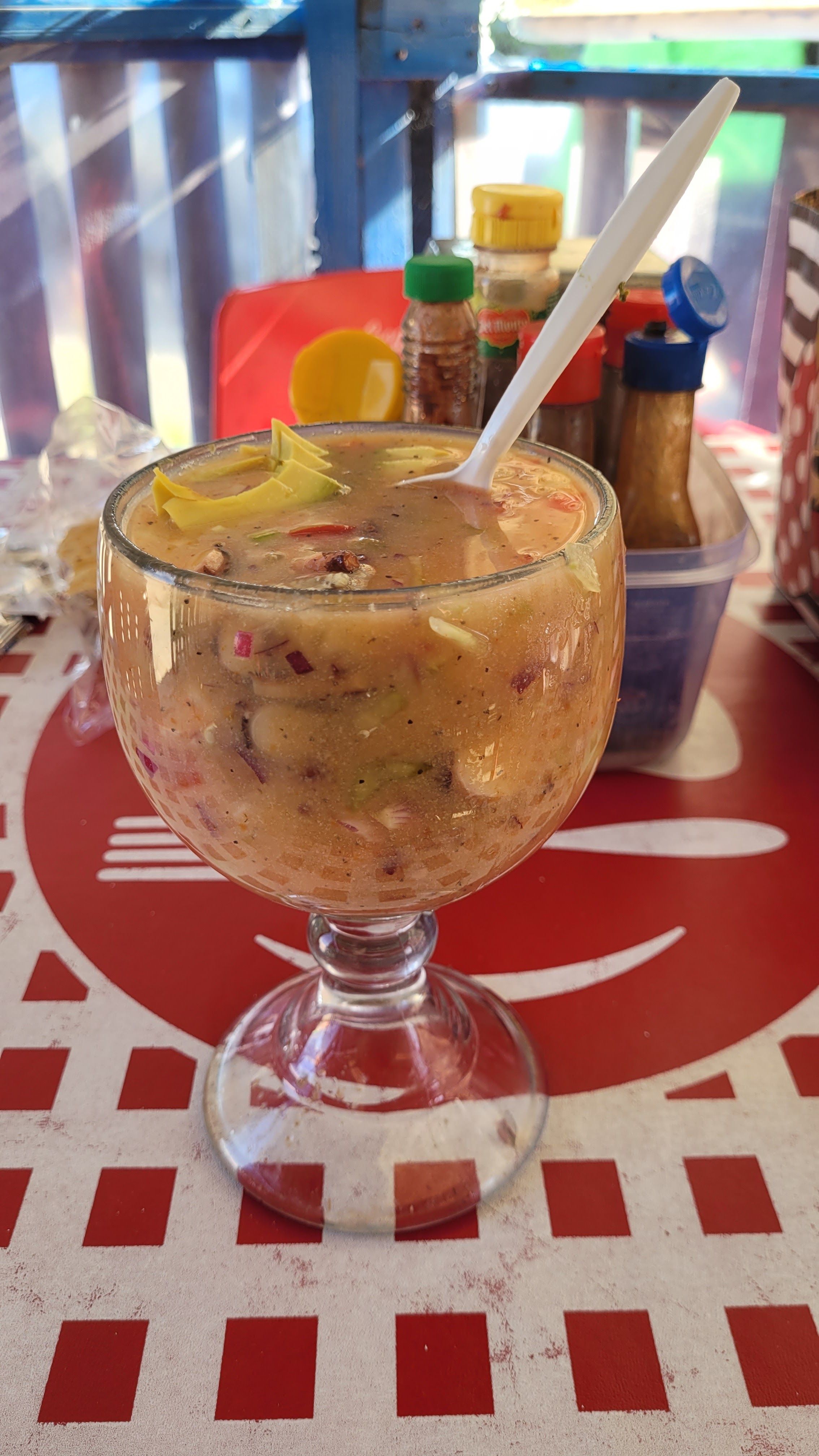 Cocos y mariscos santa fe image 2