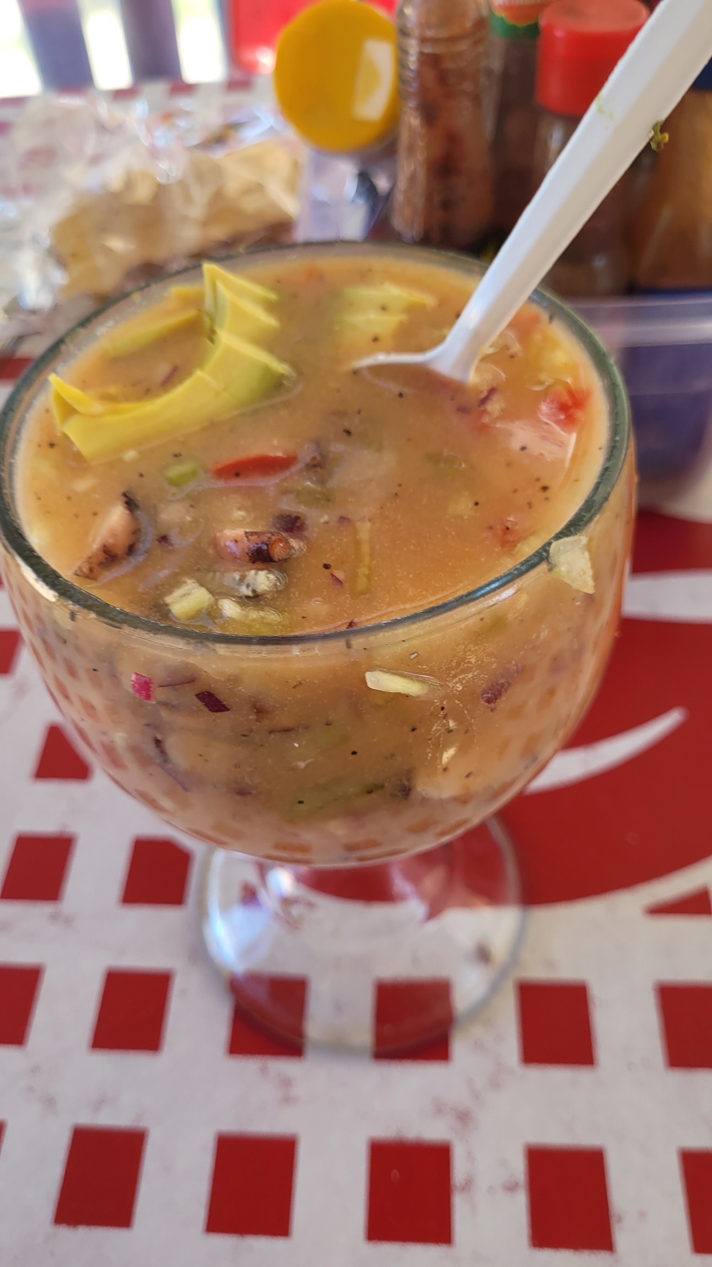 Cocos y mariscos santa fe image 3