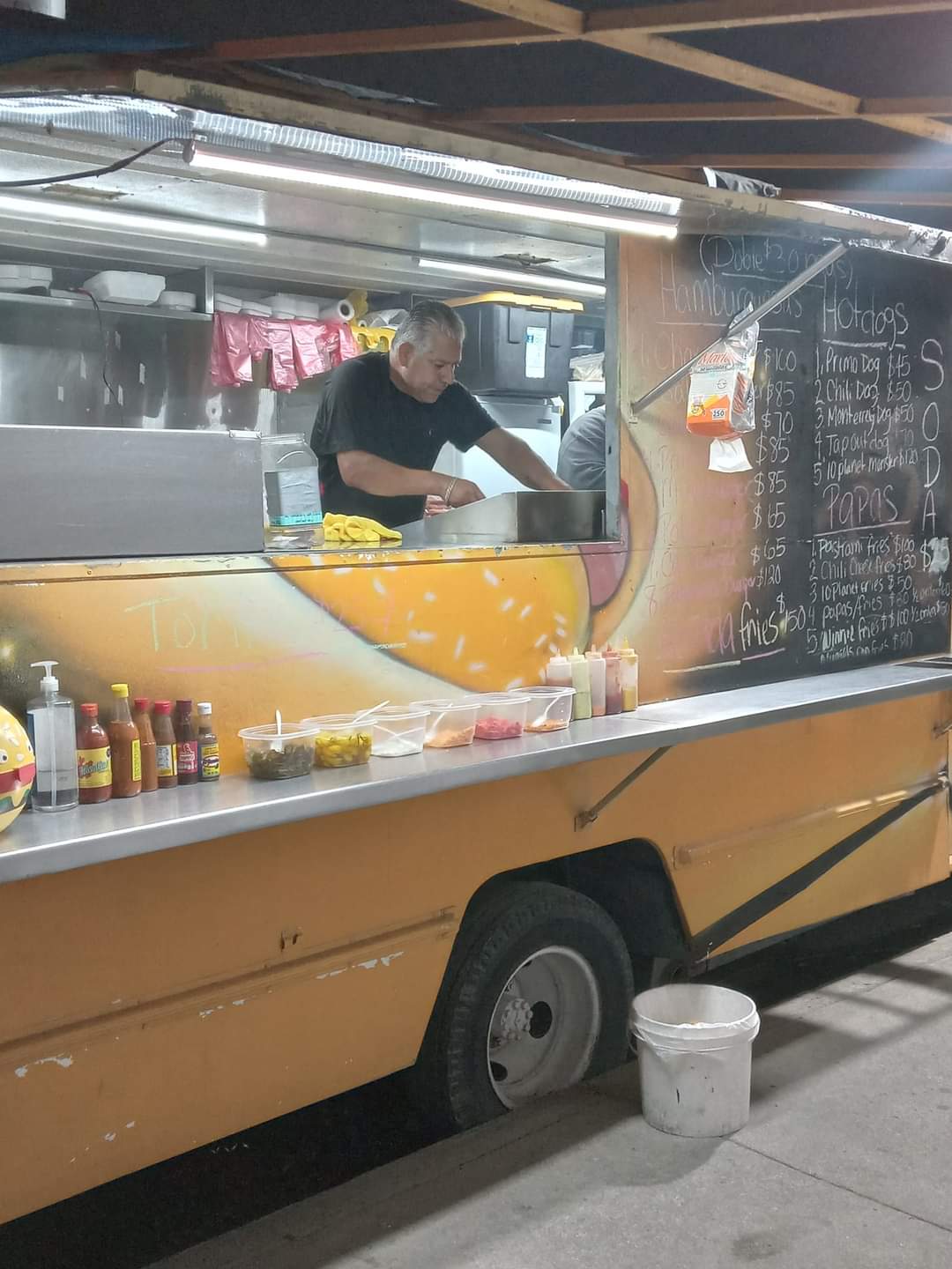 Tenth planet street food image 5