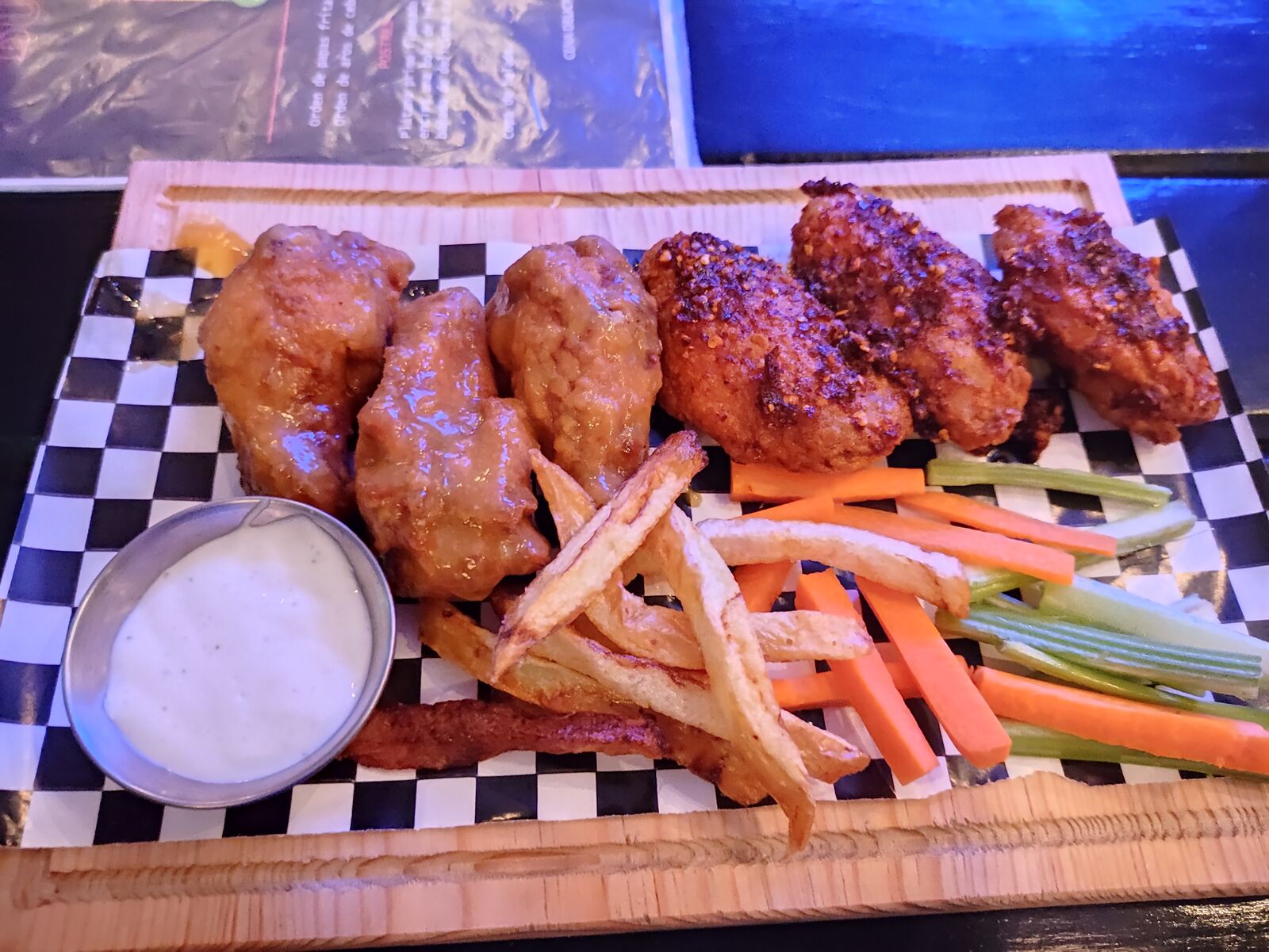 Retro Geek Burgers & Wings image 3