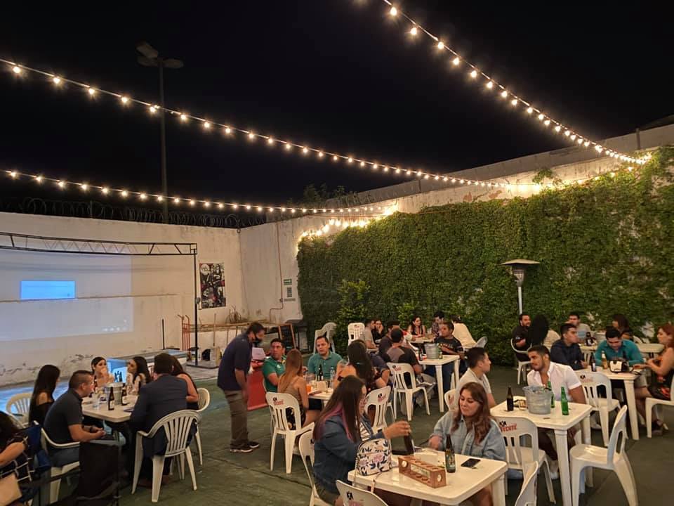 Rock and Pop Restaurant Bar image 3