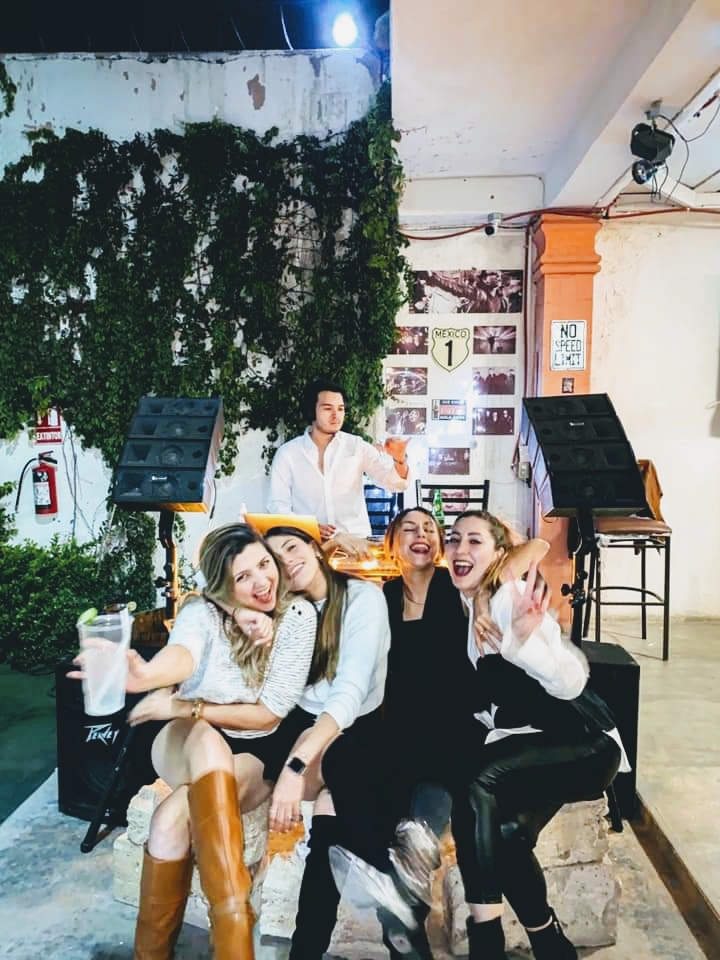 Rock and Pop Restaurant Bar image 8