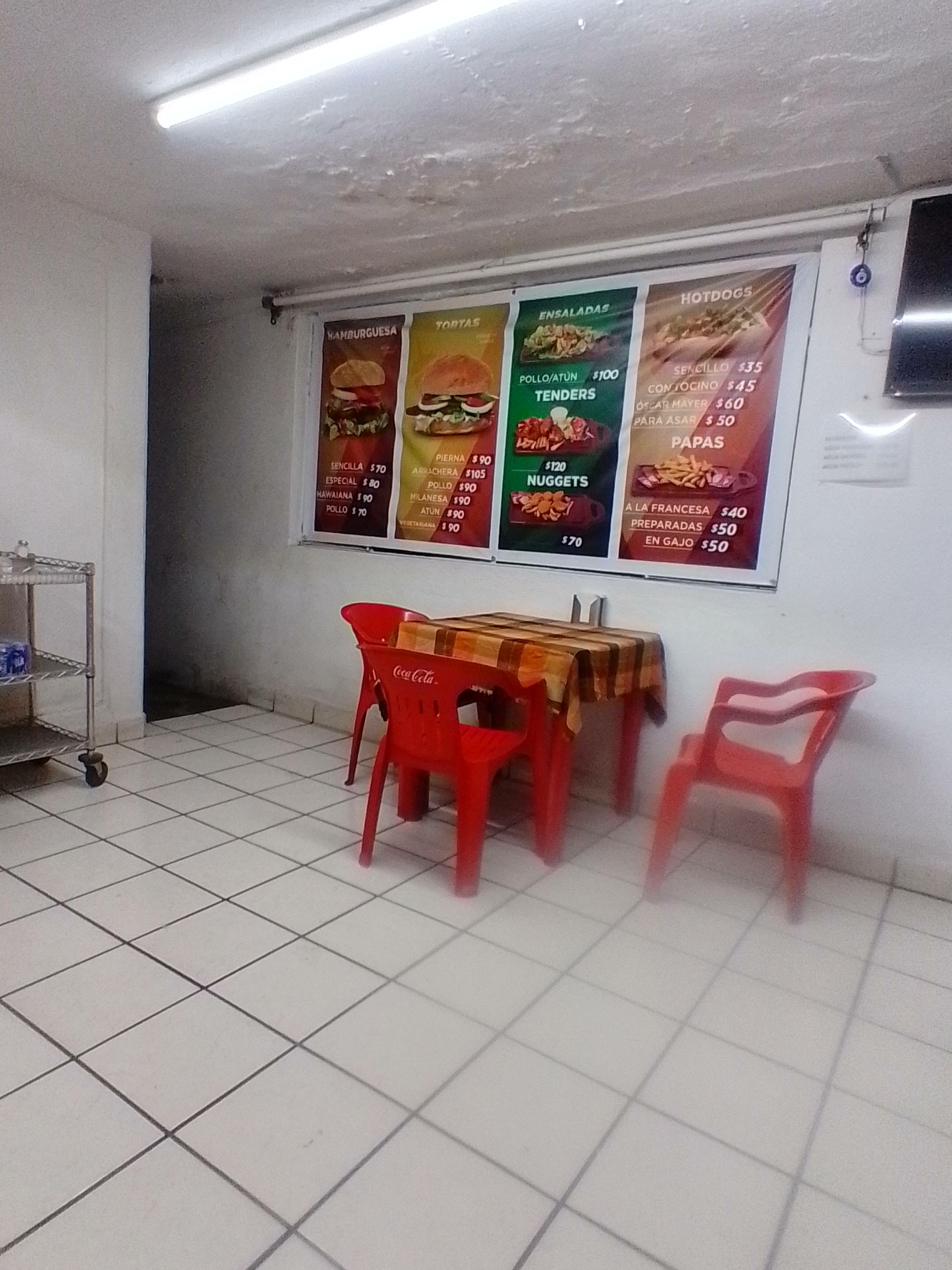 Pepe's Hamburguesas image 7