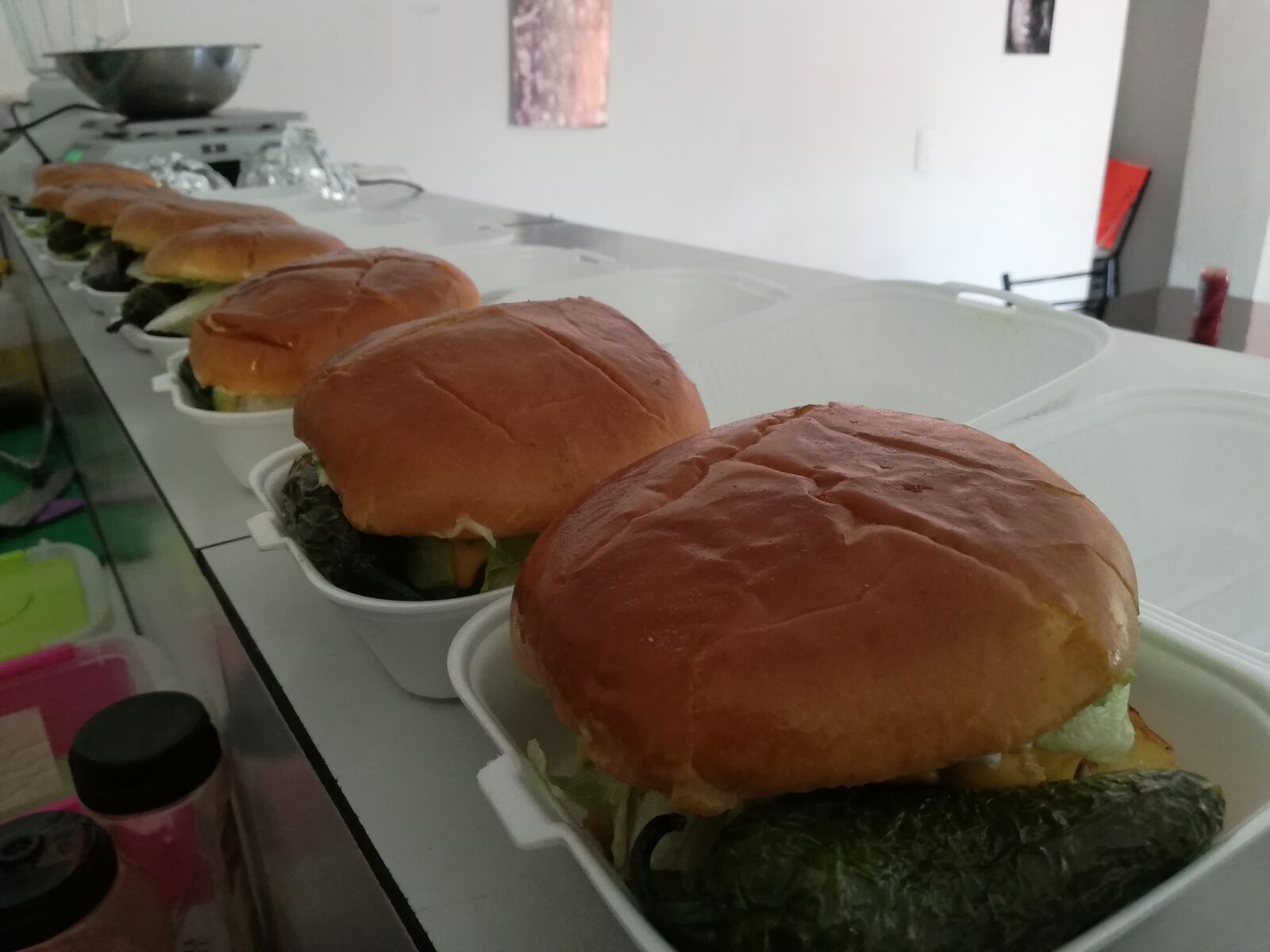 Monstruo burguesas image 6