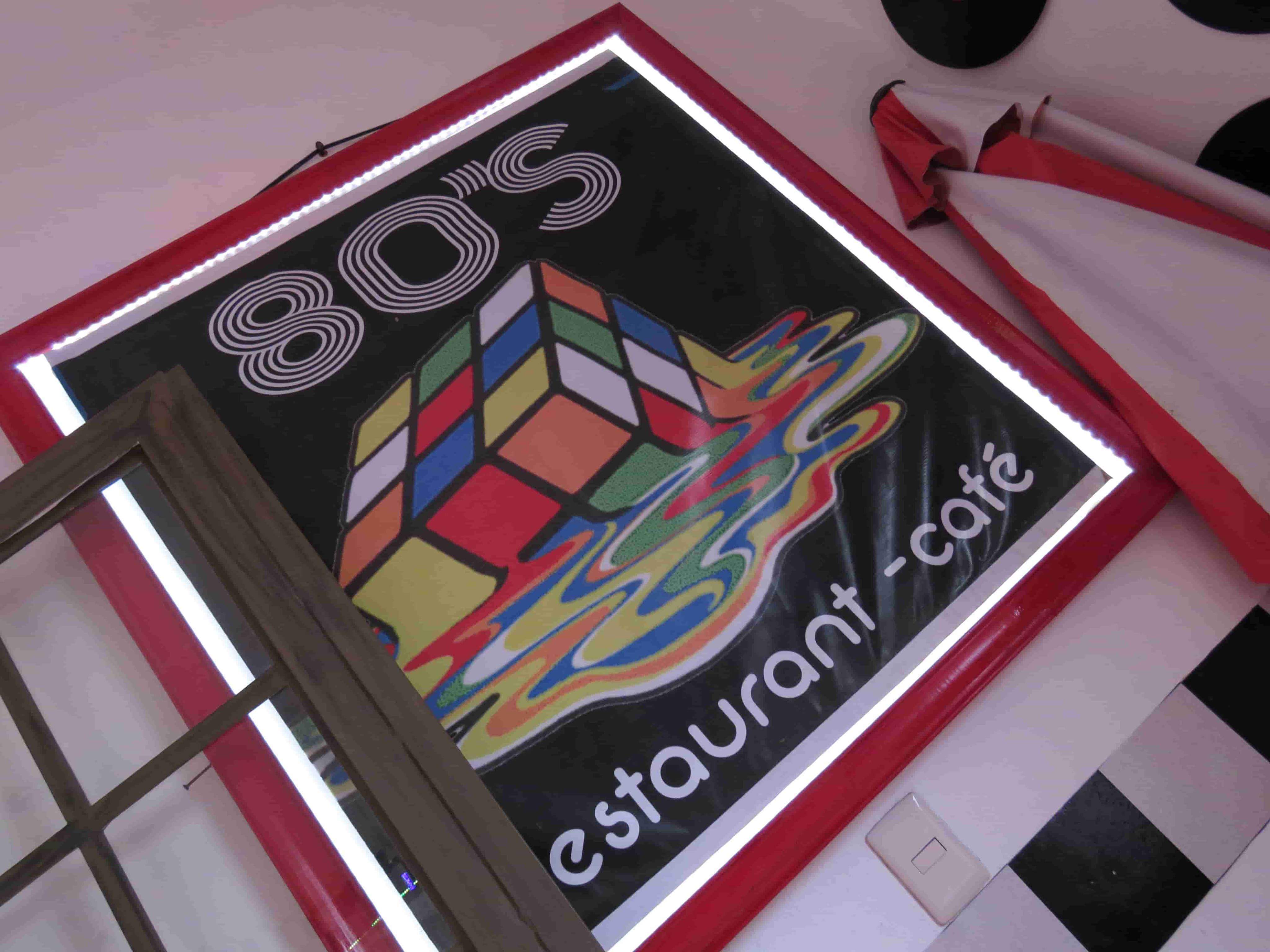 Restaurante 80s image 2