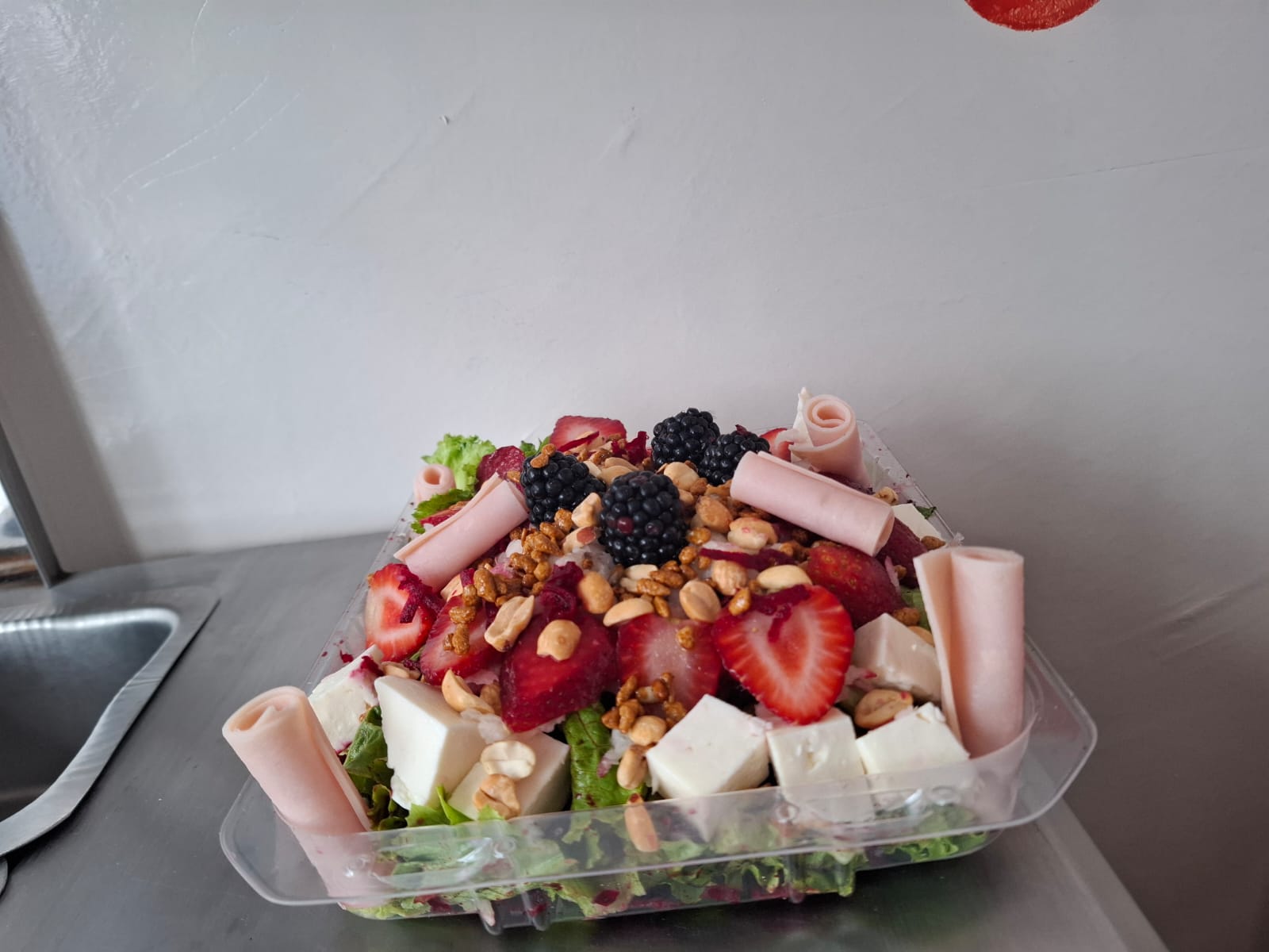 NUTR&DELICIAS. jugos, licuados, ensaladas. image 1