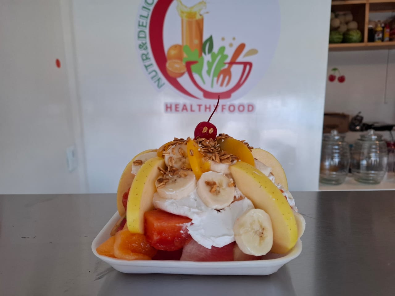 NUTR&DELICIAS. jugos, licuados, ensaladas. image 9