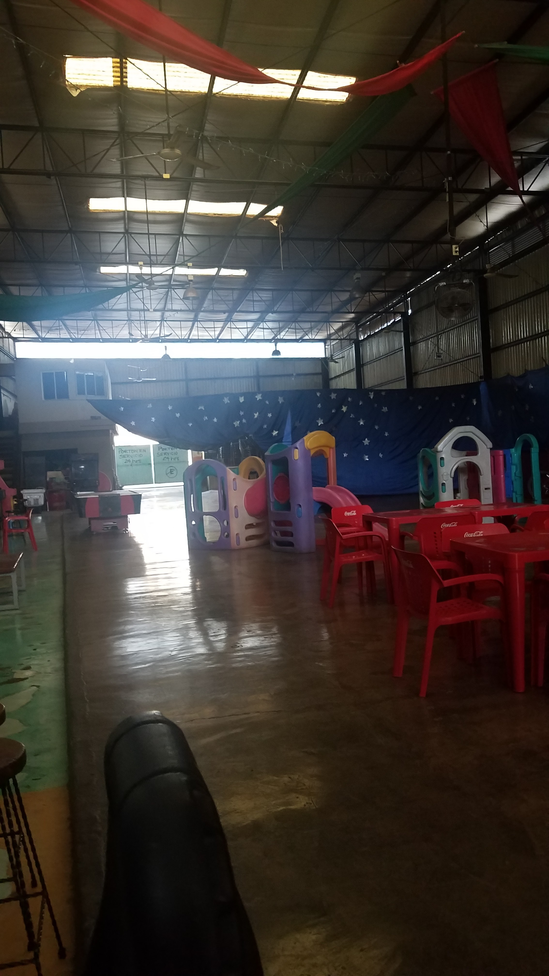 Zkate Night Diversiones y Restaurante image 1