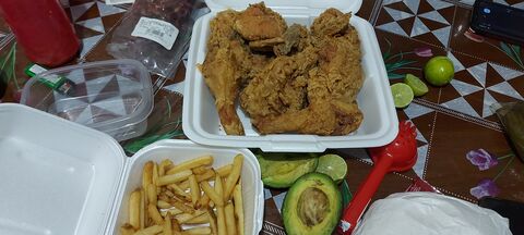 Pollo Frito Bonanza image 3
