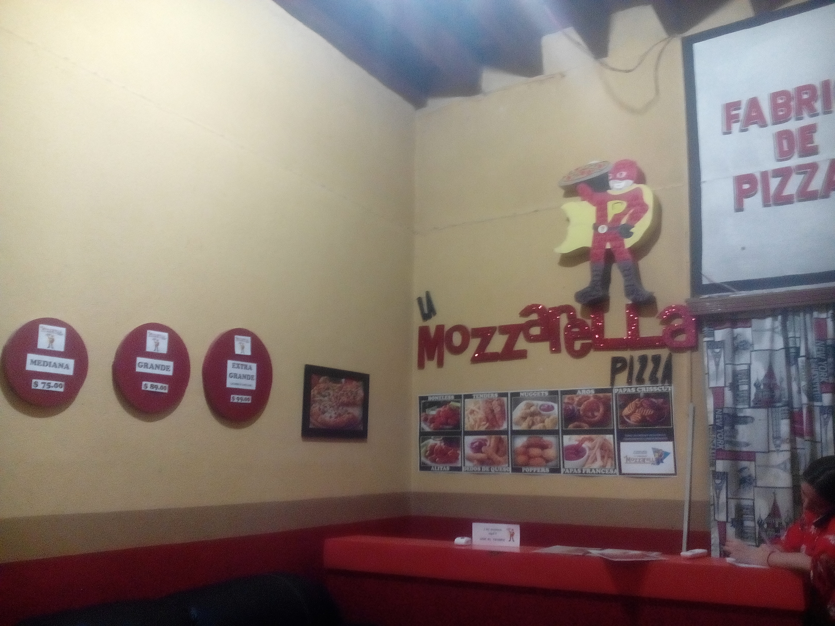 Pizzas La Mozzarella image 5