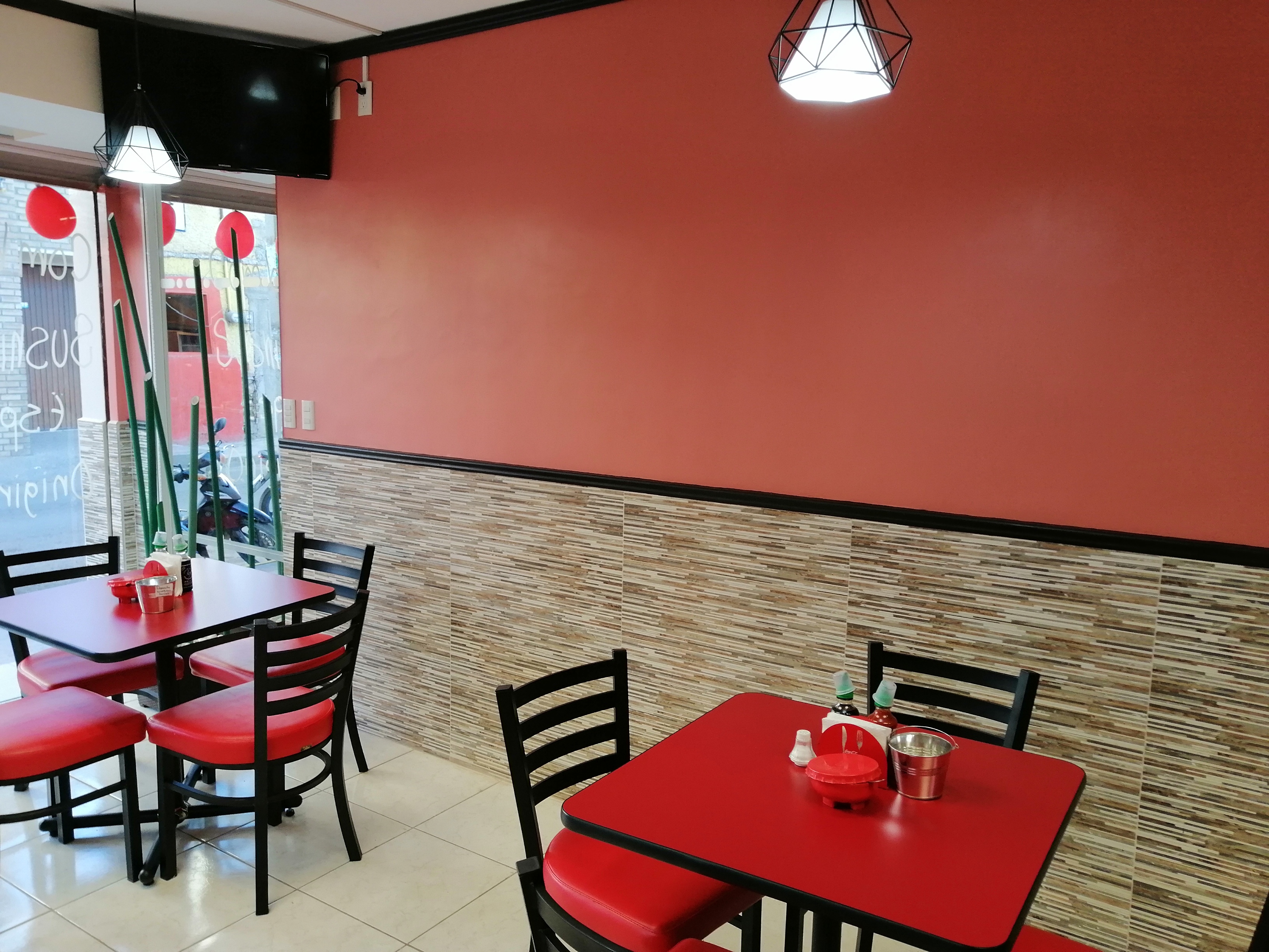 Restaurant Mex-oriental La Isla De Plata image 1