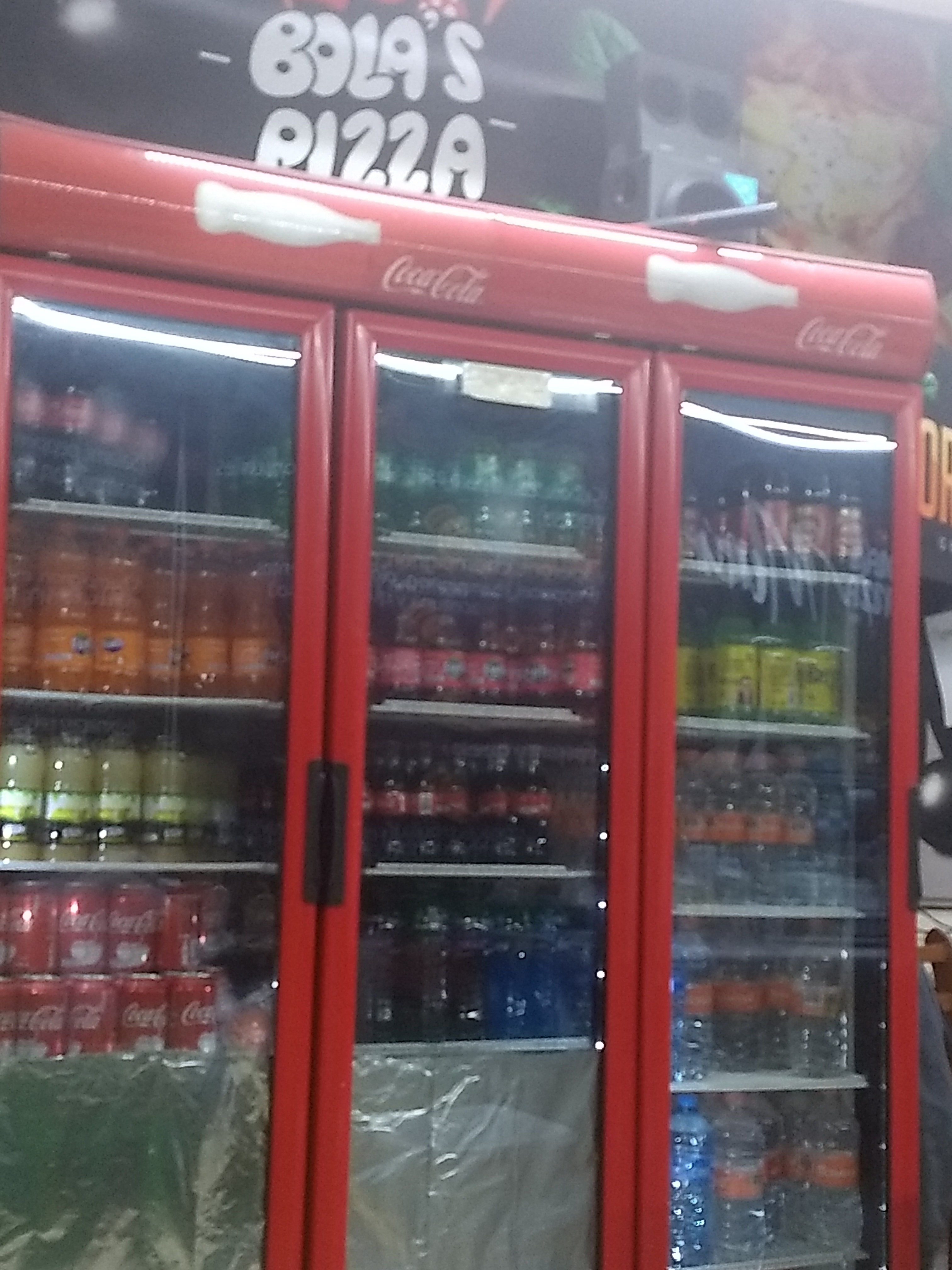 Bola's Pizza image 10