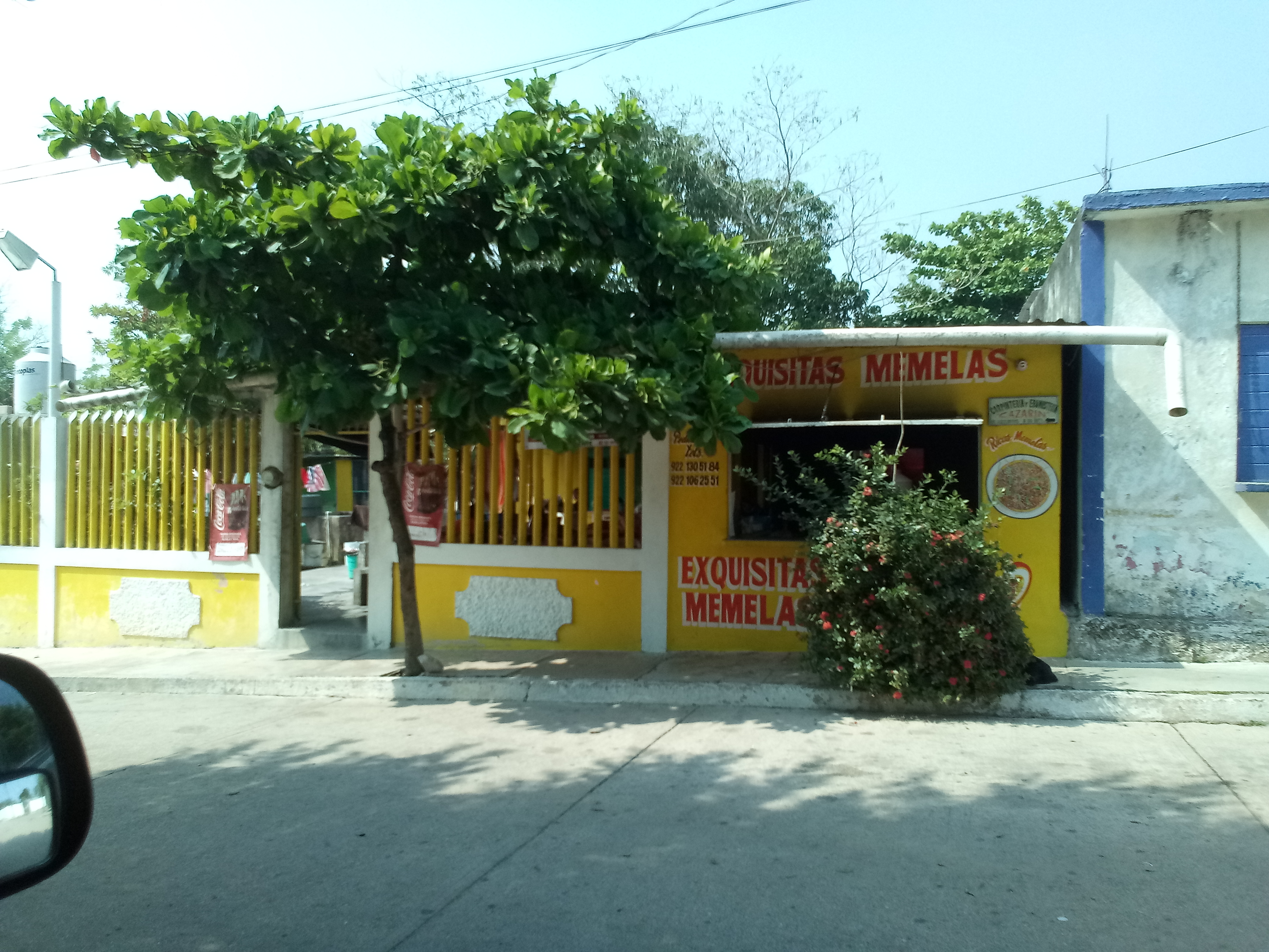 Memelas "La Jarochita" image 3