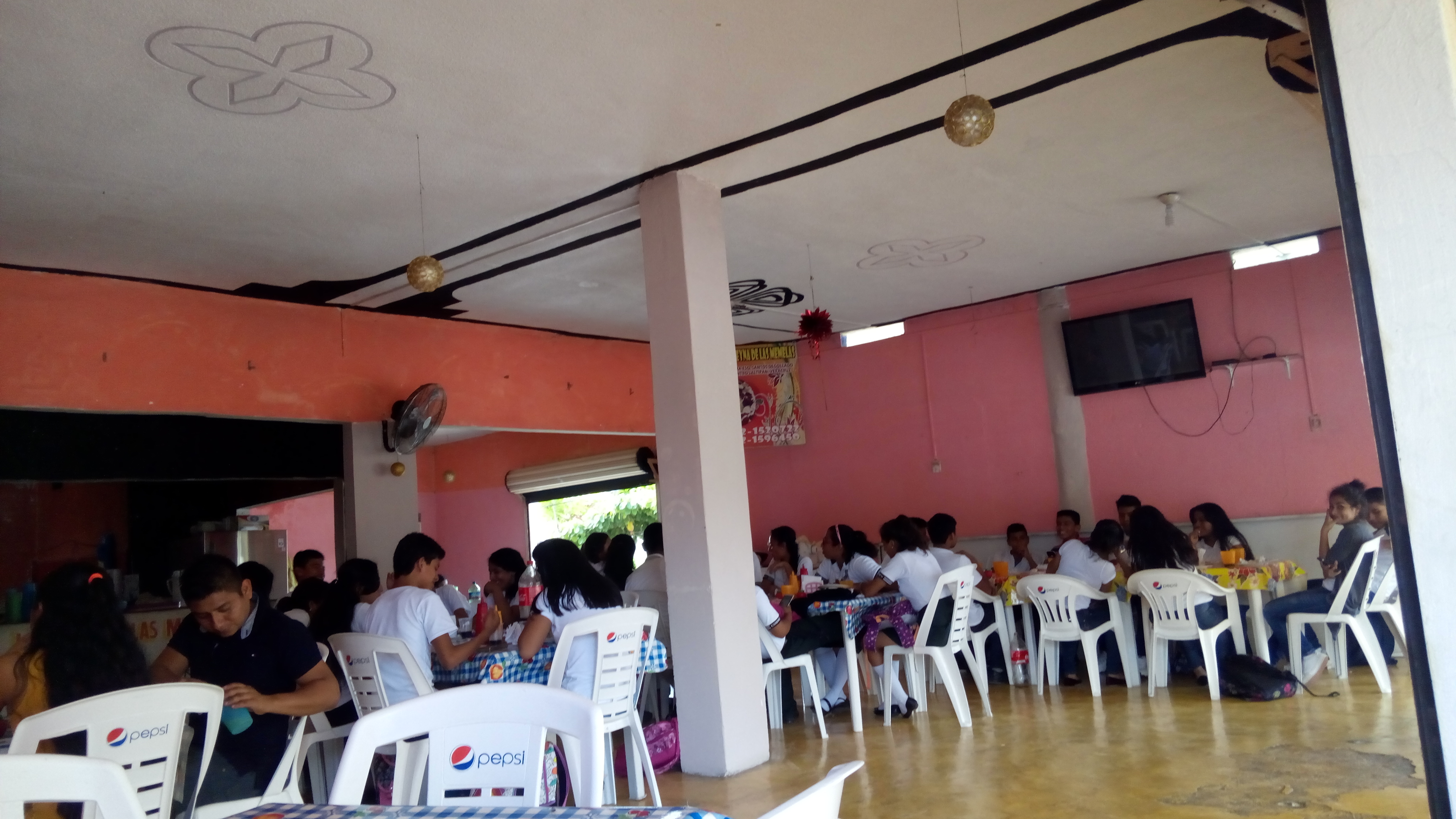 Las Reynas De Las Memelas image 4