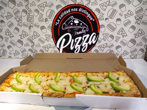 De Family Pizza image 8