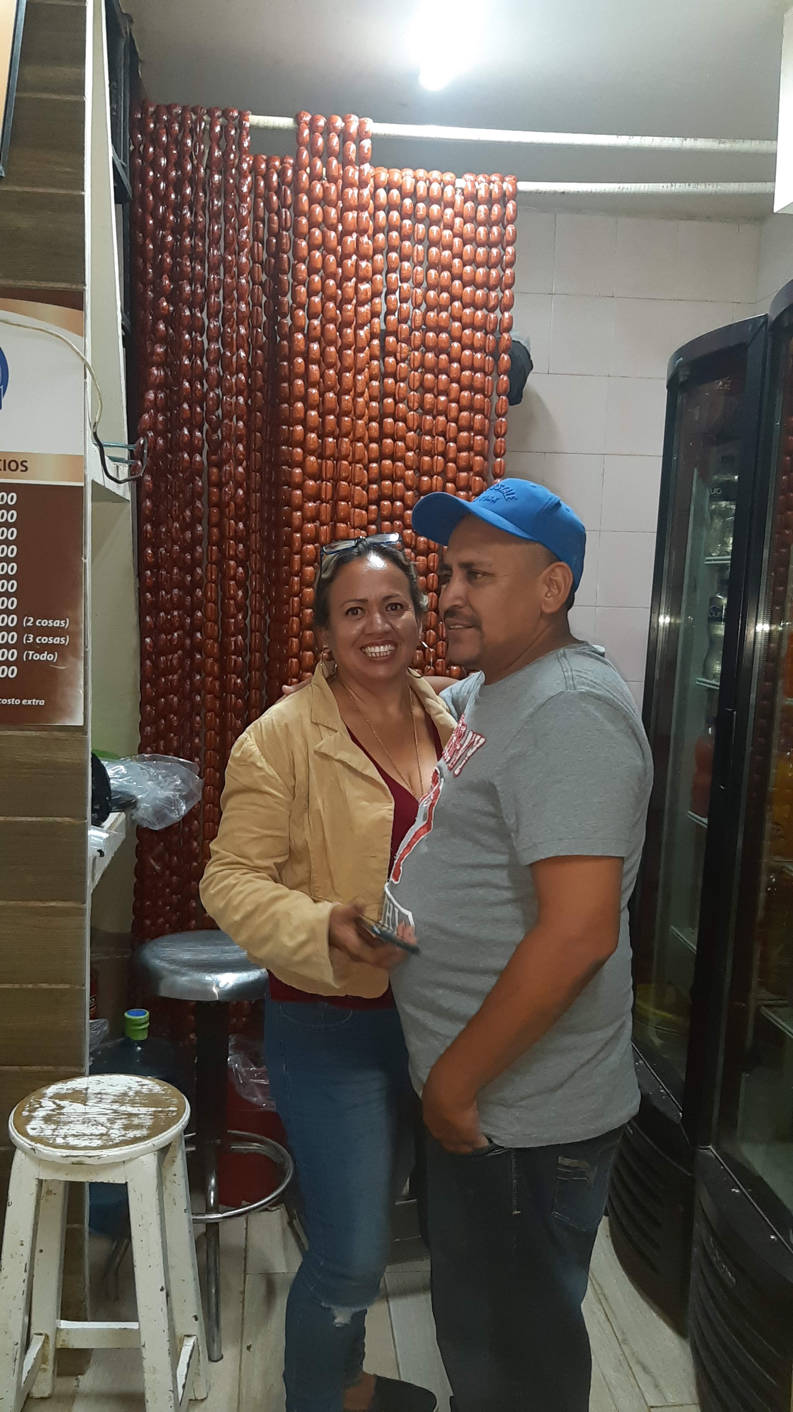 LA UNICA y LA MEJOR LONCHERIA MARTINEZ image 6