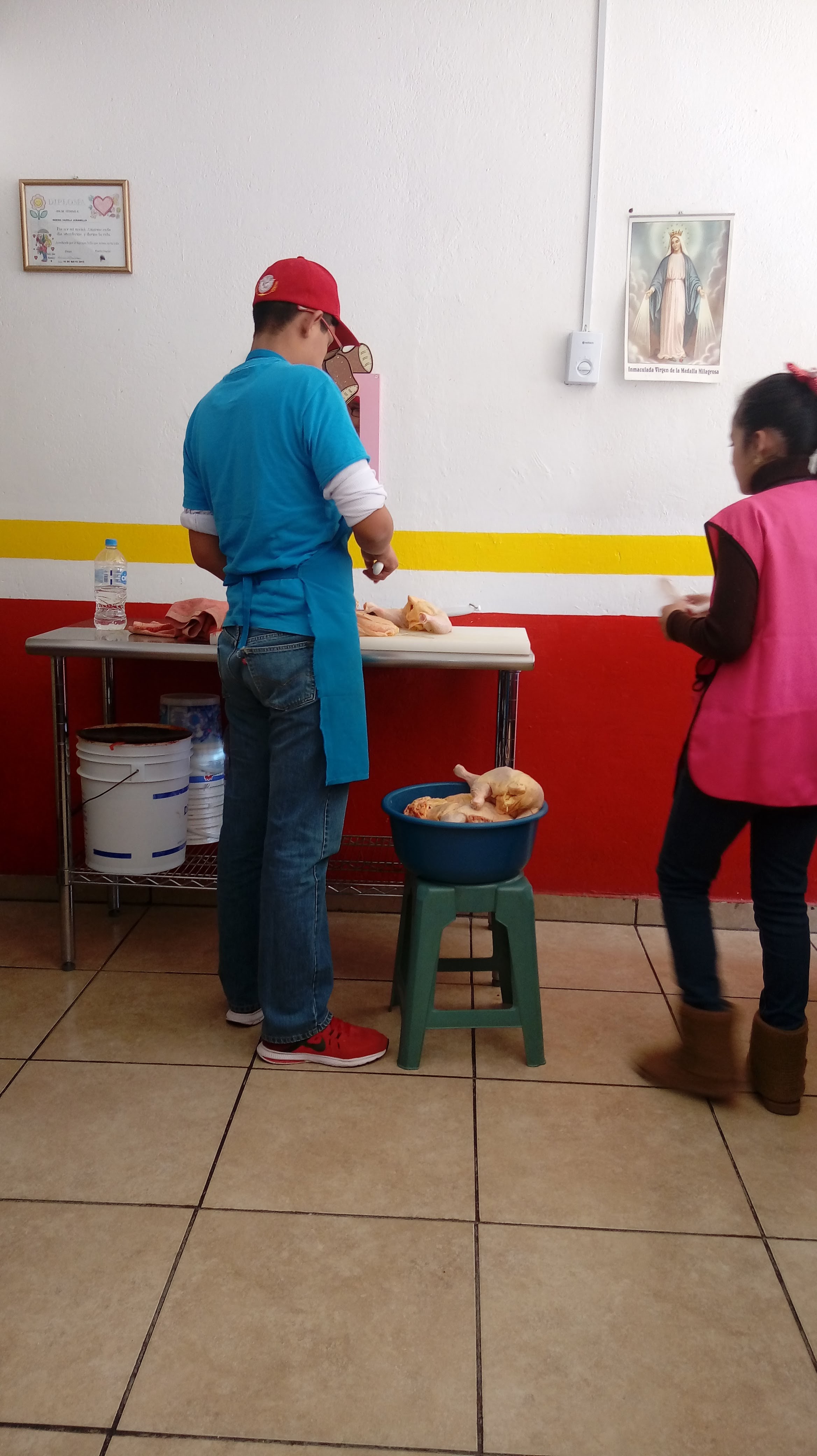 POLLO ESPRESS image 3